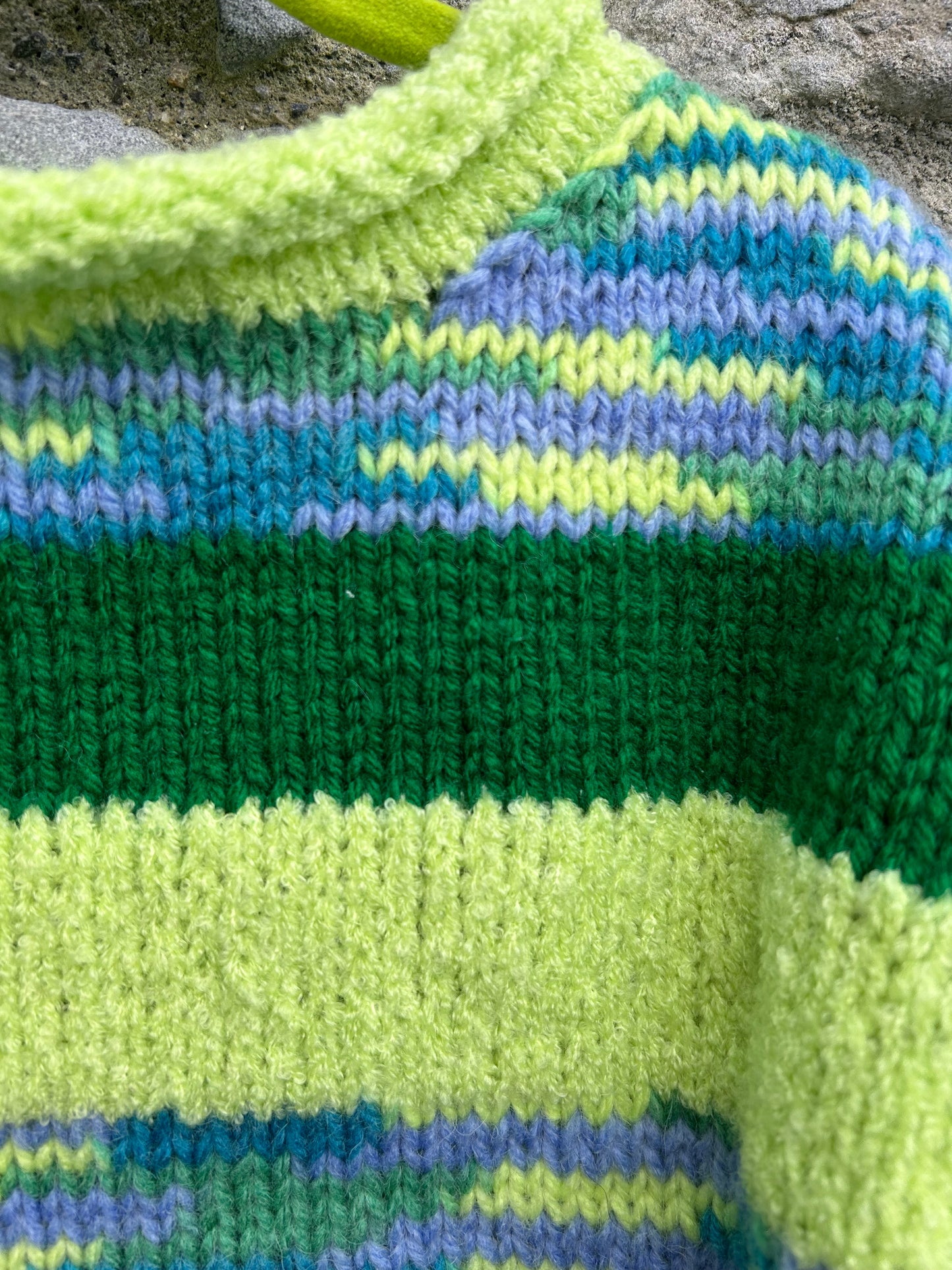 Stripy green jumper  2-3y (92-98cm)