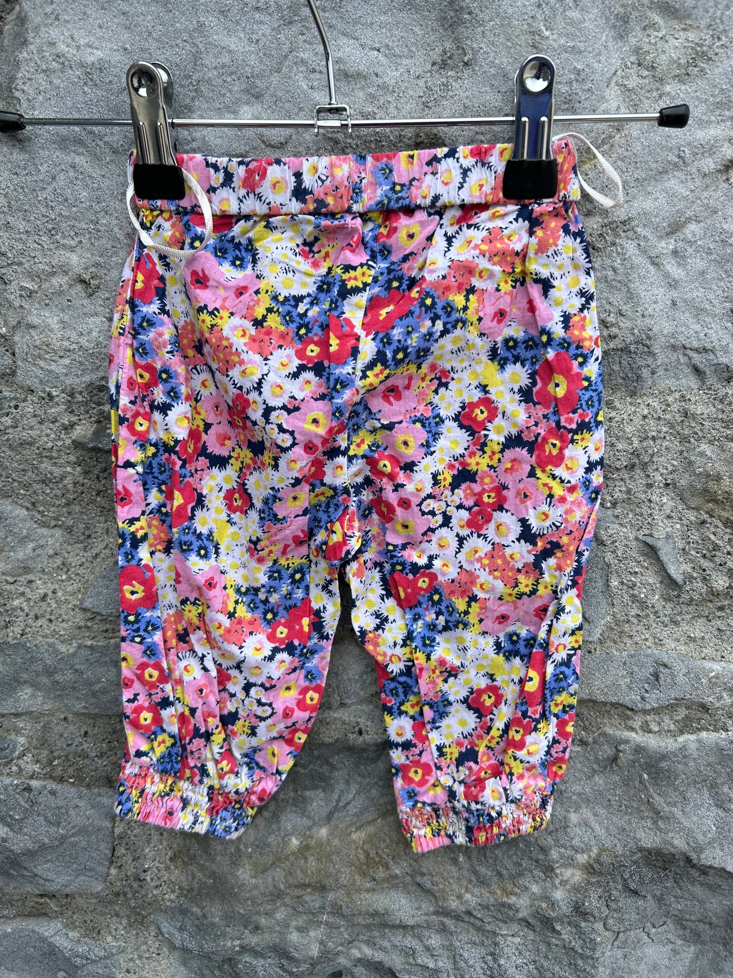 Colourful flowers pants   3-6m (62-68cm)