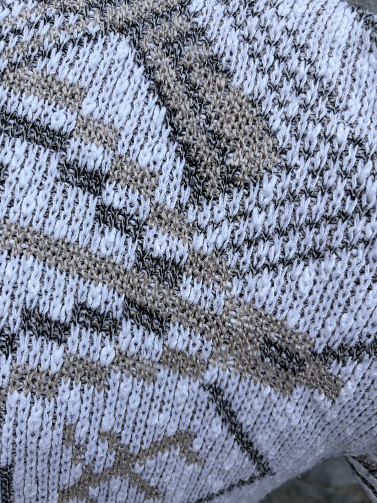 90s grey geometric jumper Medium