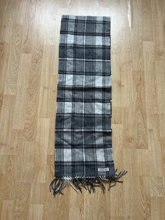 Grey&white check scarf