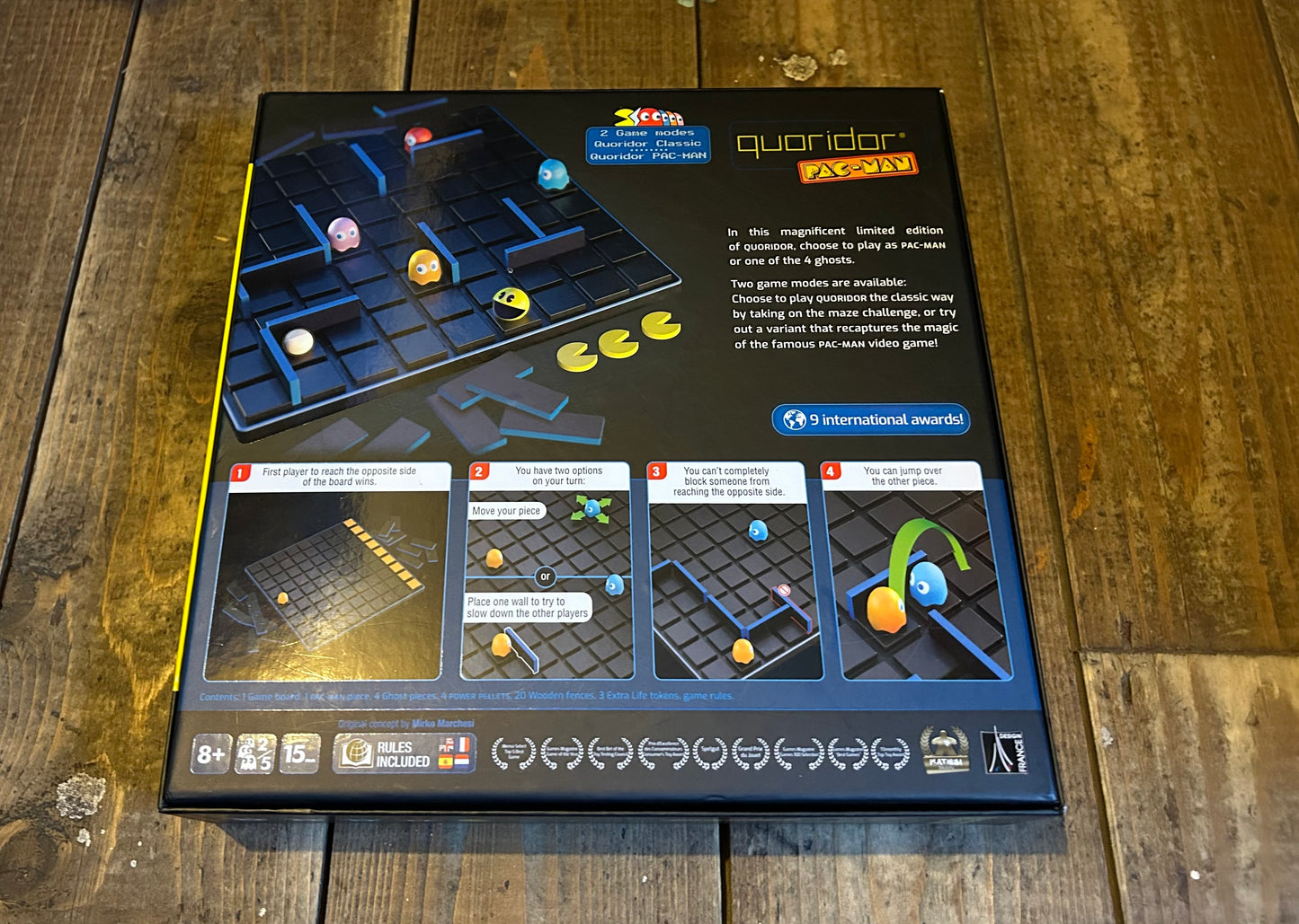 Pac man board game