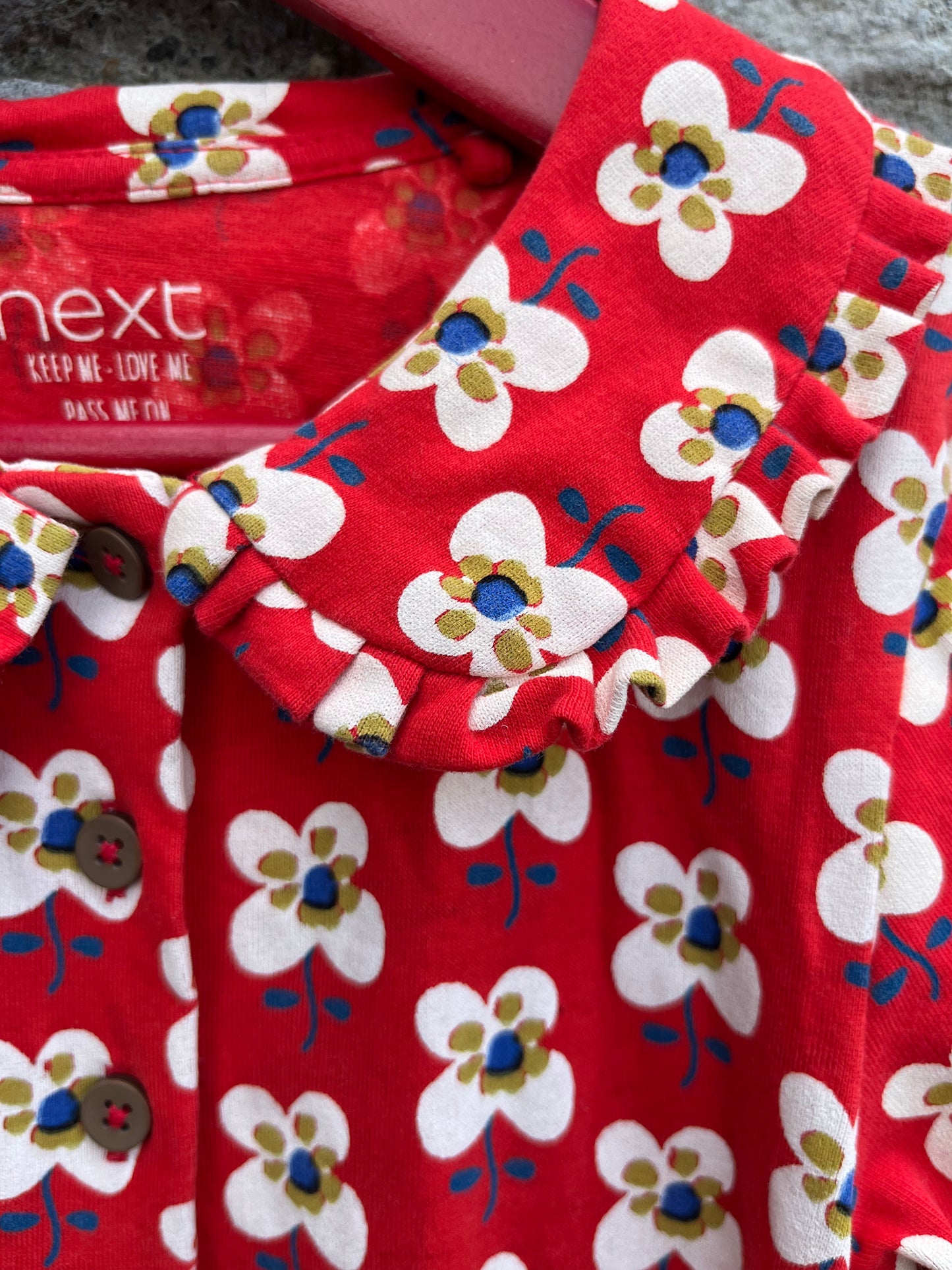 Red floral dress  5-6y (110-116cm)