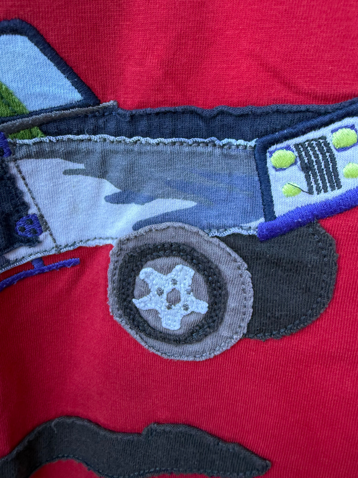 Jeep red top 6-7y (116-122cm)