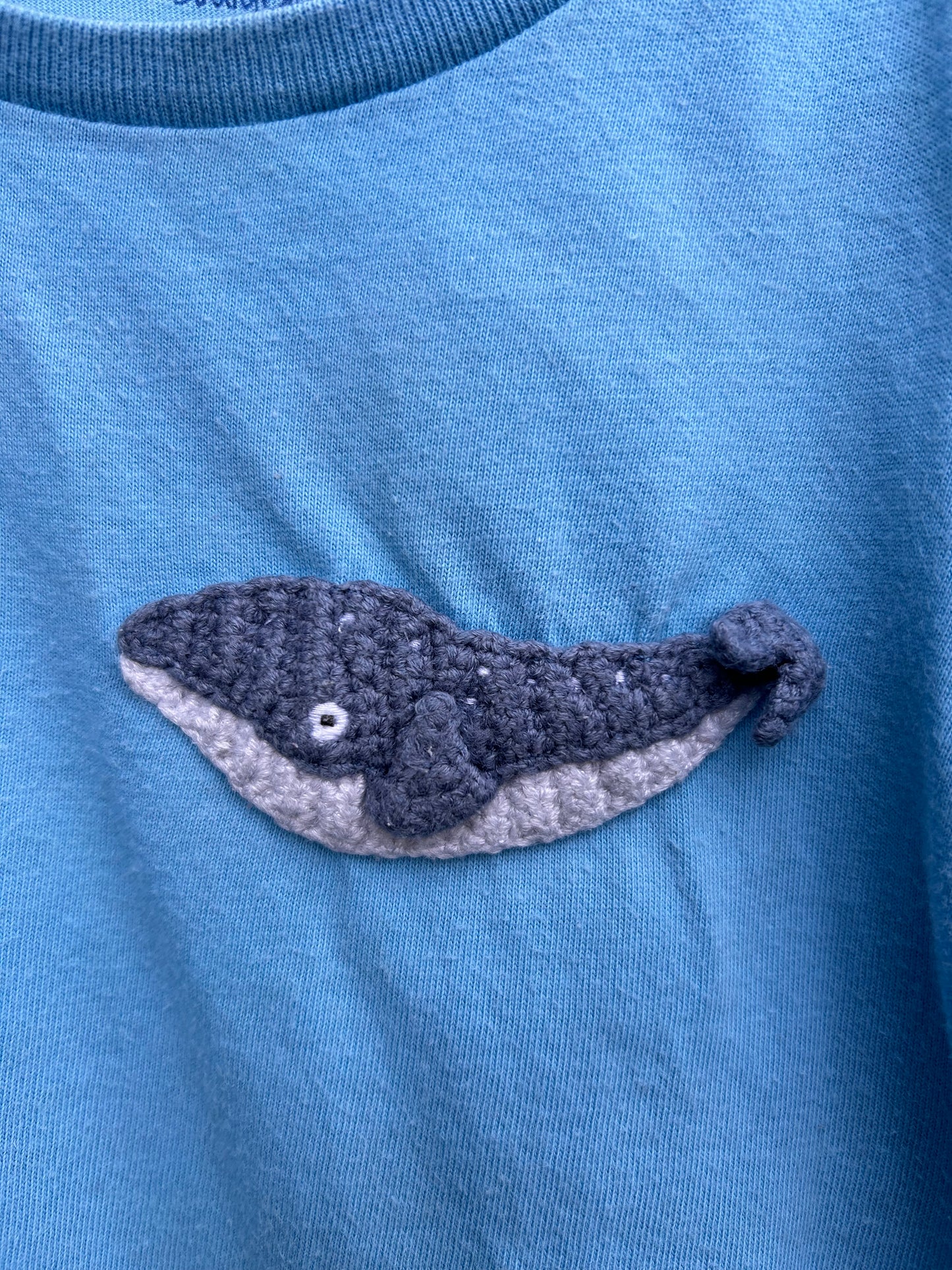 Whale blue T-shirt  3y (98cm)