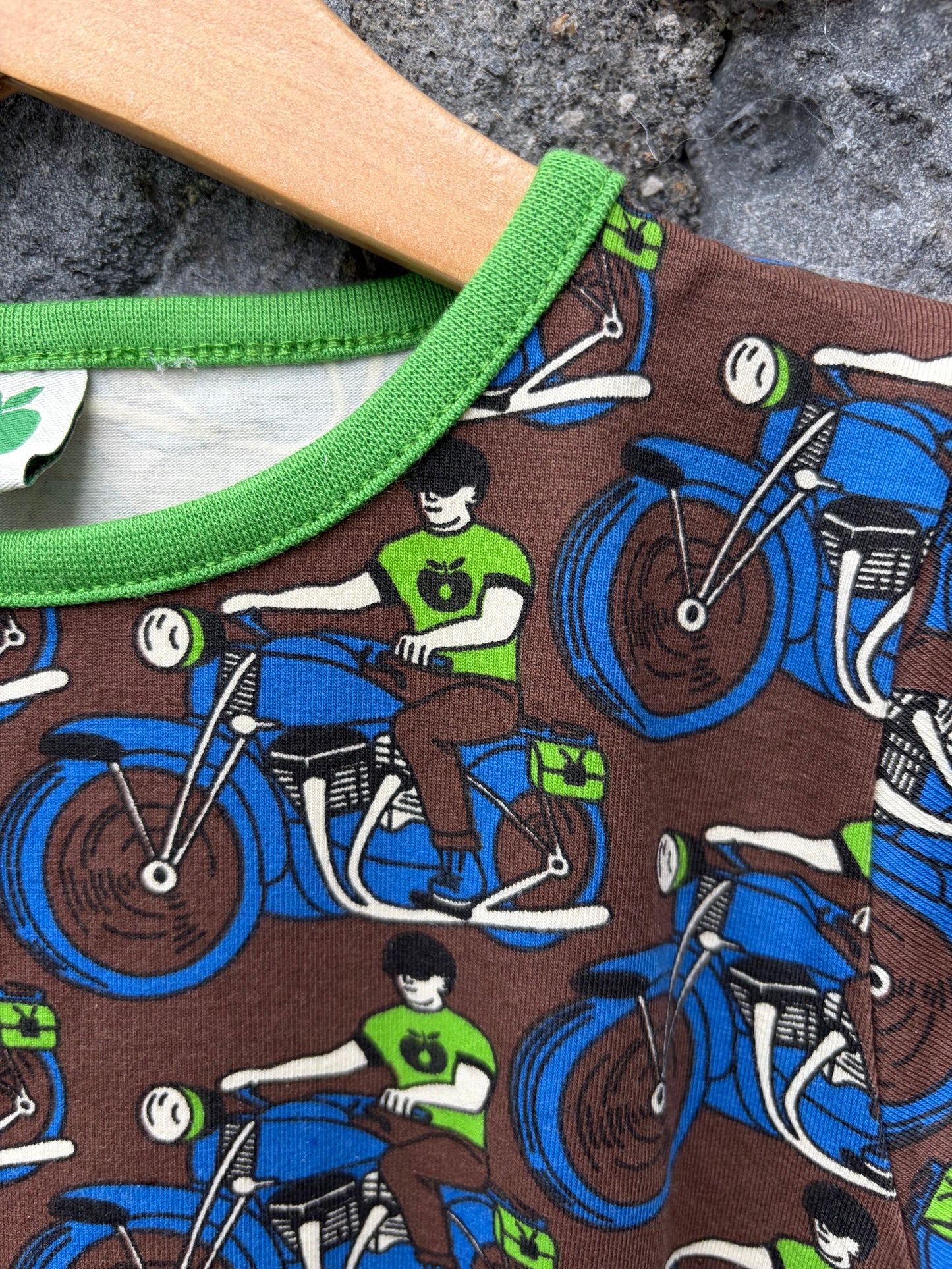 Motorcycles brown top 4-5y (104-110cm)