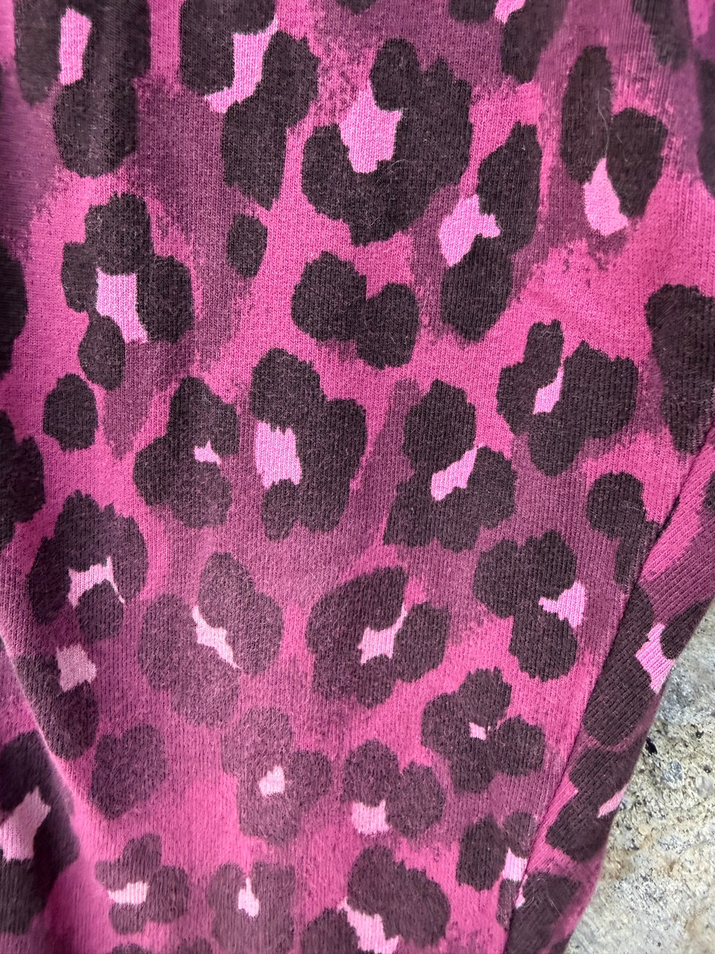 Leopard print maroon leggings  10y (140cm)