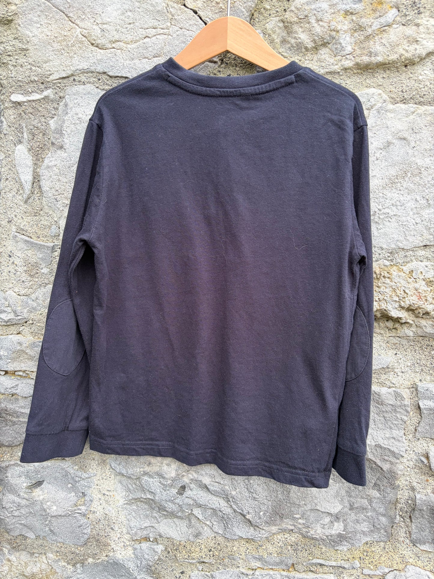 Navy top  6-7y (116-122cm)