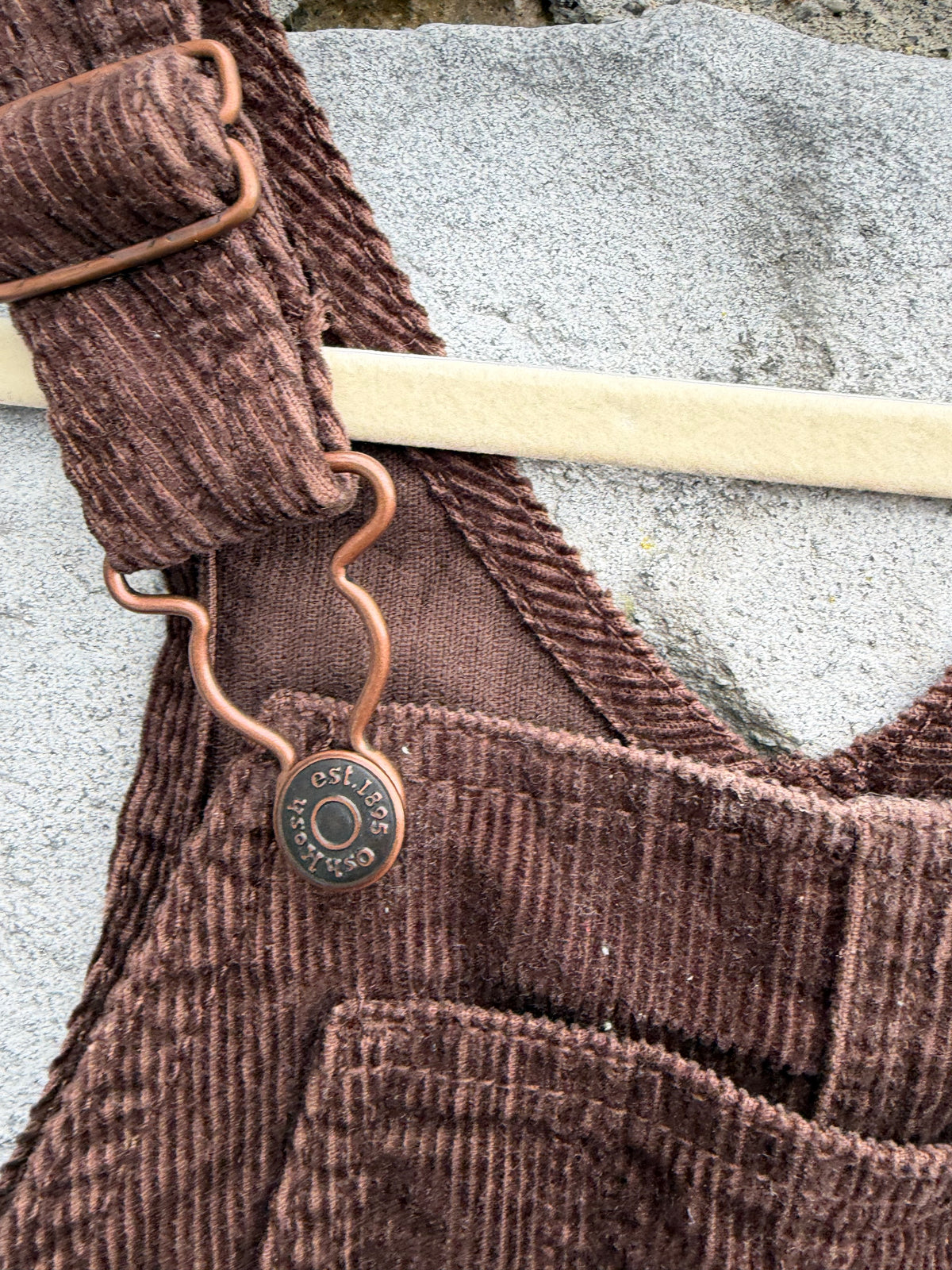 Brown cord dungarees 9-12m (74-80cm)