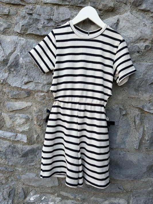 Black&white striped jumpsuit with cut-out side 9-10y (134-140cm)
