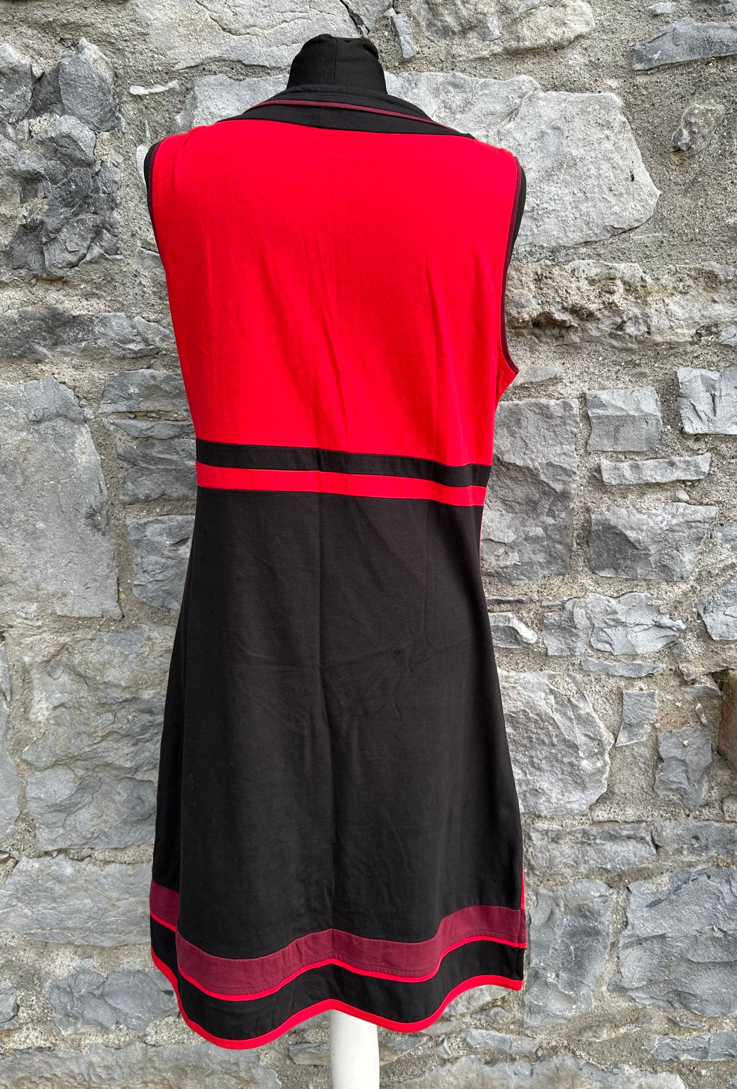 Black&red floral dress uk 12