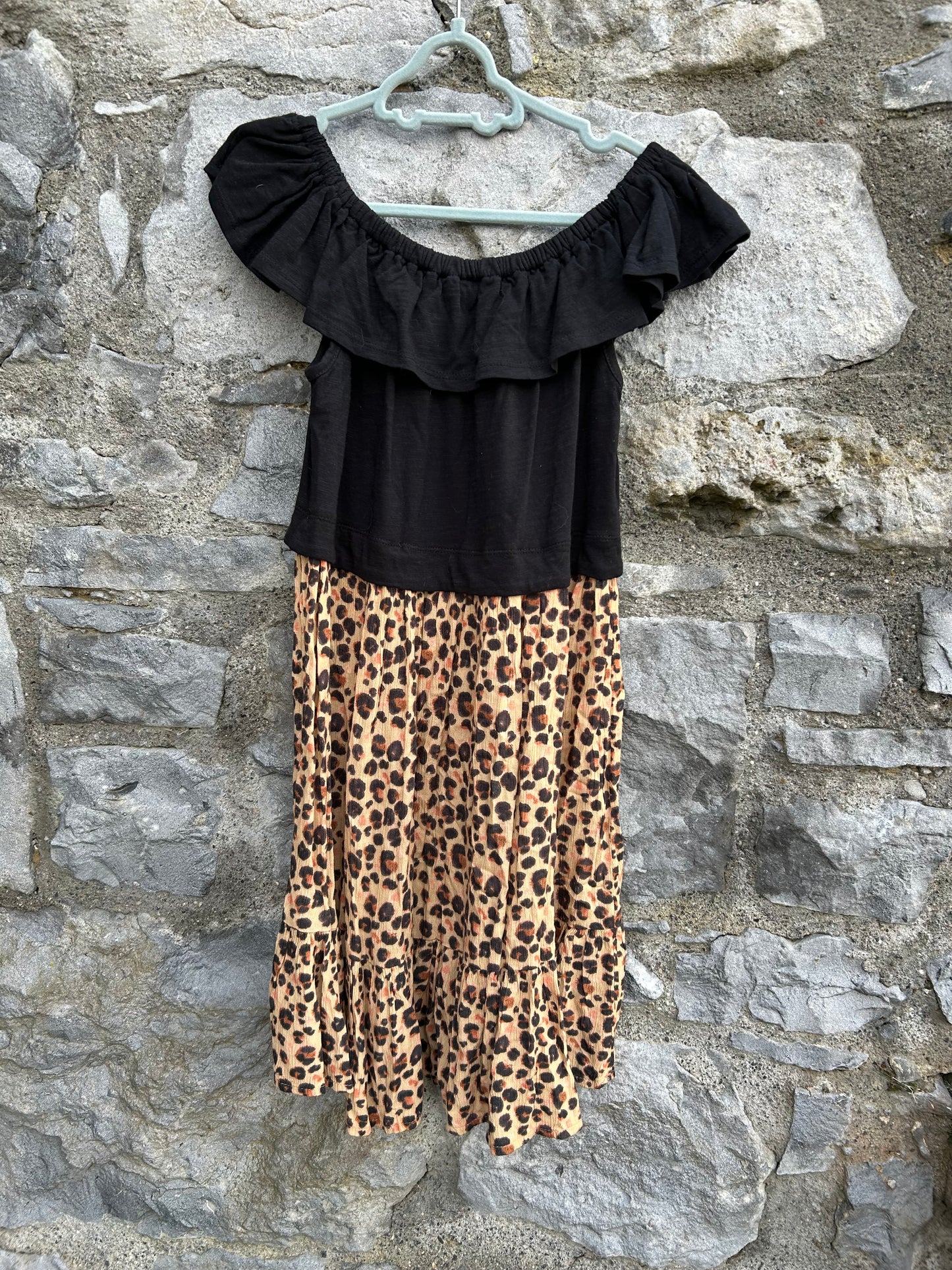 Black&leopard print dress  8y (128cm)