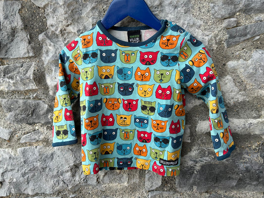 Colourful cats blue top  9m (74cm)