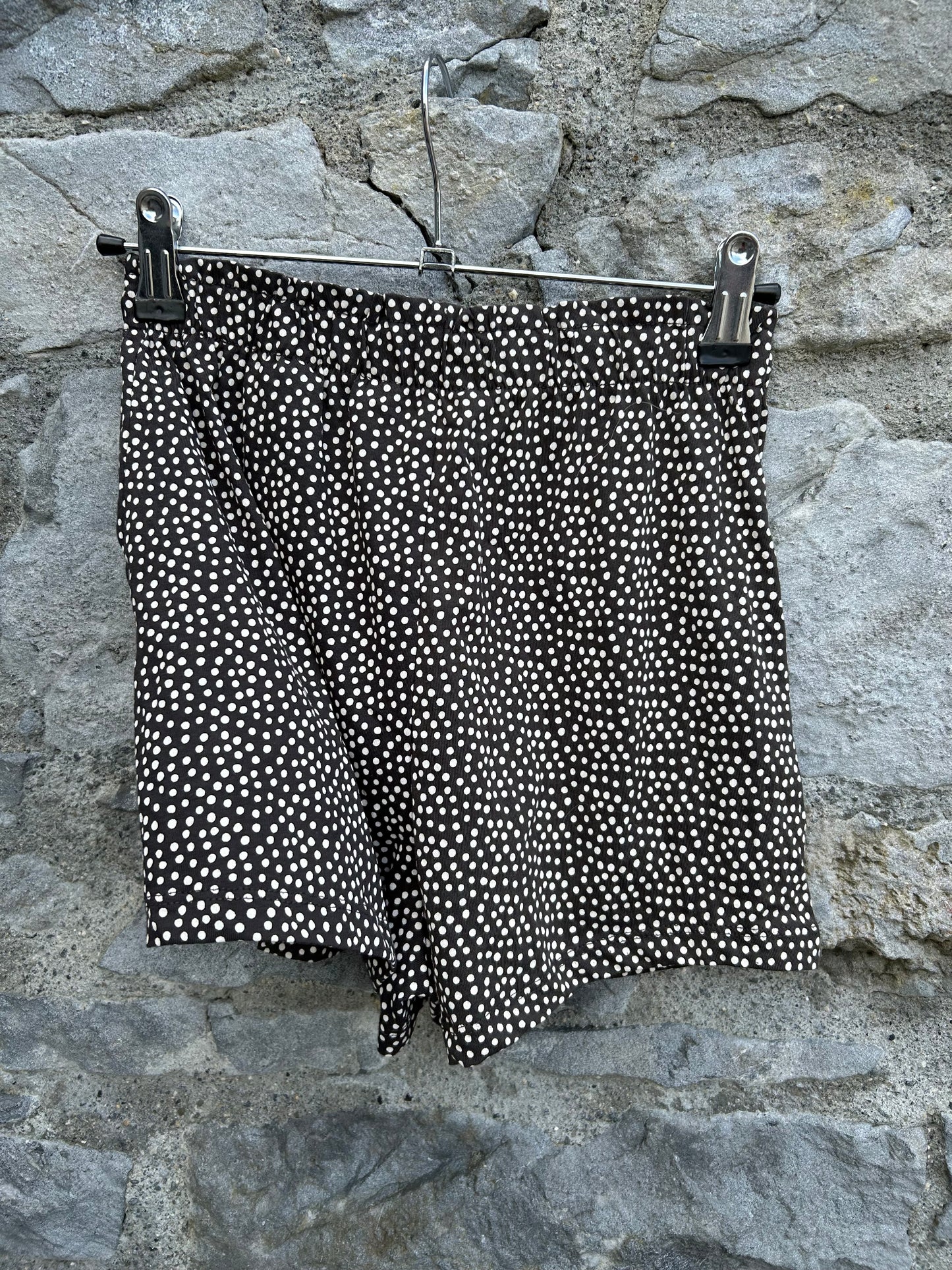 Spotty black shorts 9-10y (134-140cm)