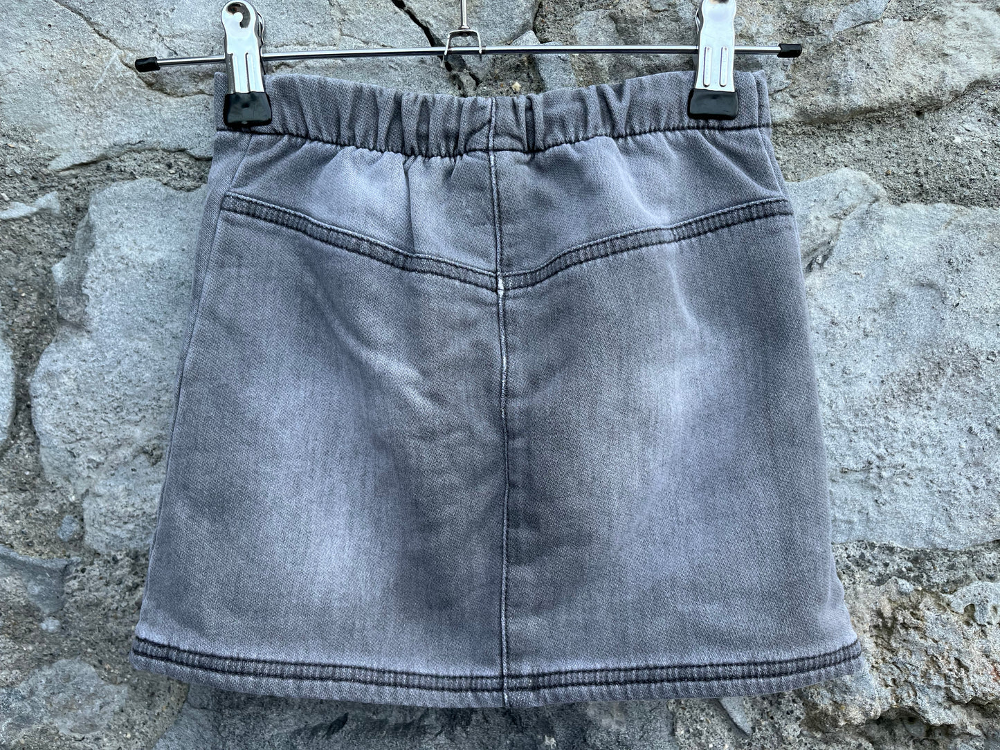 Grey denim skirt 3-4y (98-104cm)