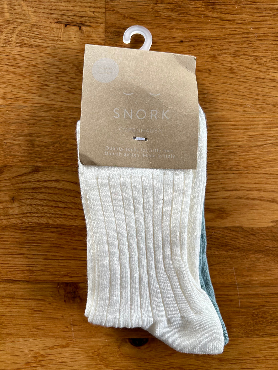 2 pack socks white&green   uk 12-13.5 (eu 31-33)