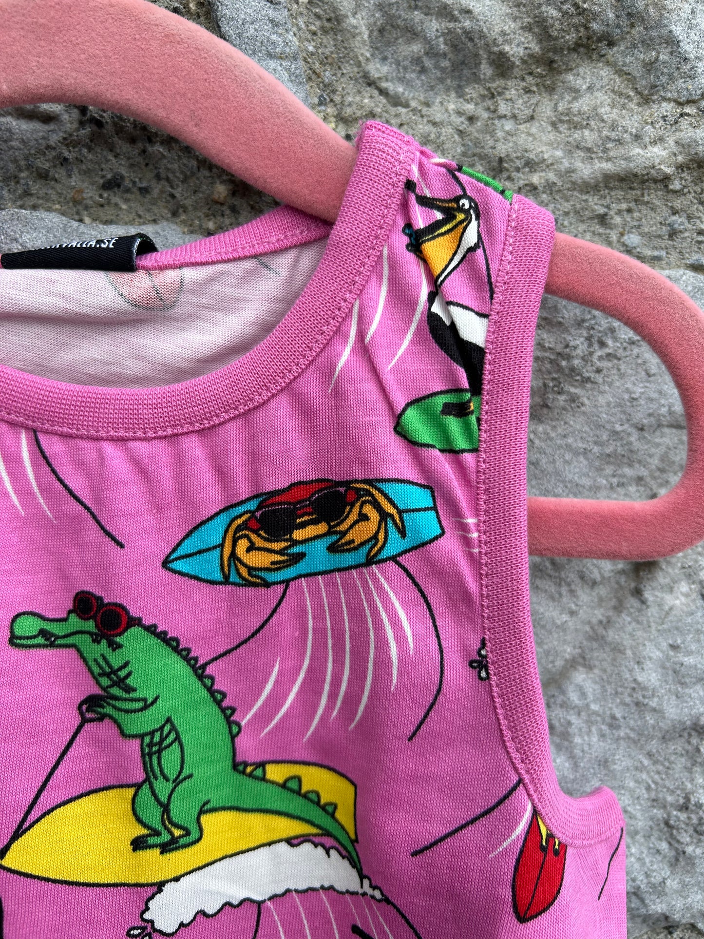 Surfing animals pink dress  2y (92cm)