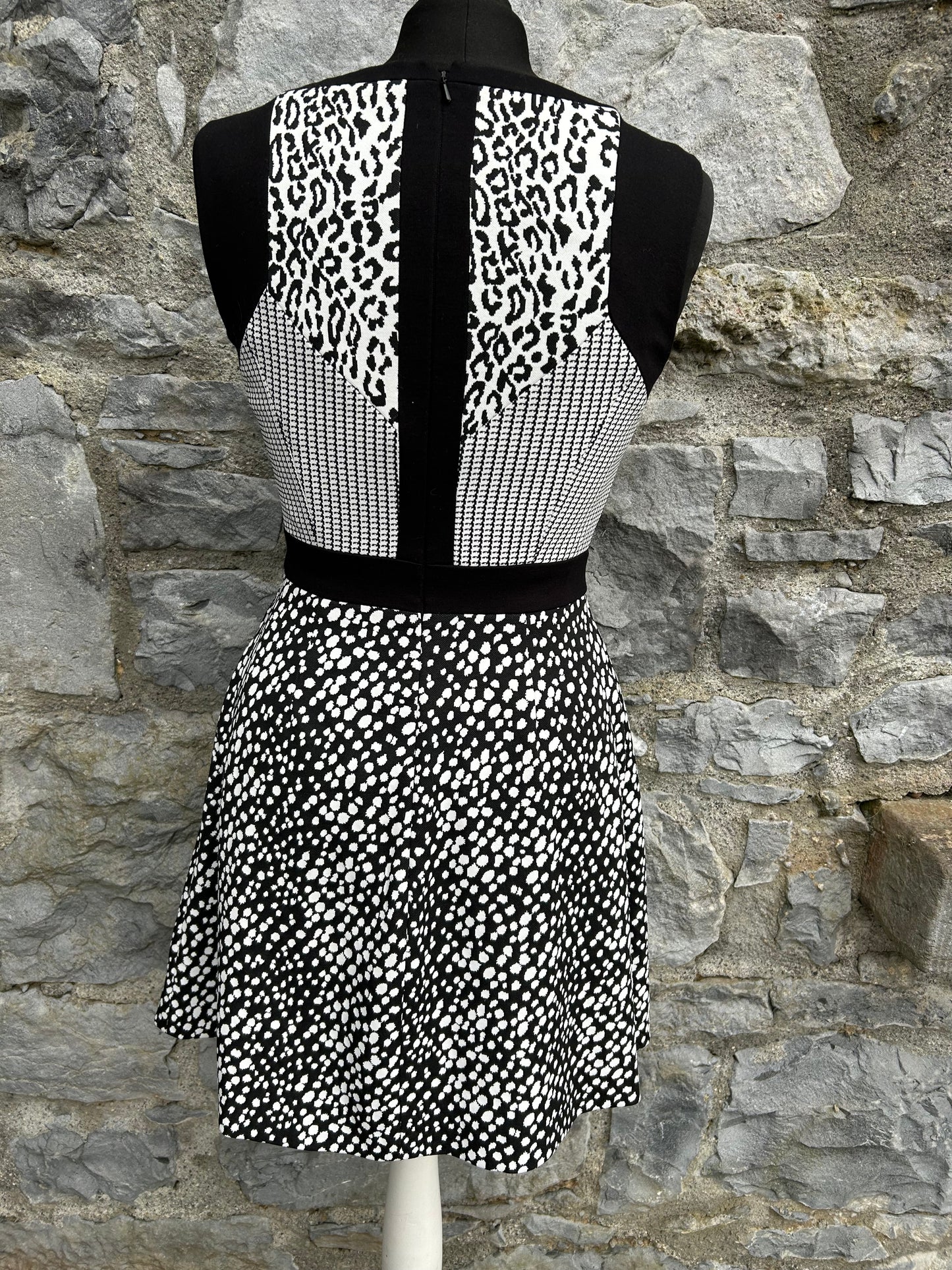 Black&white dress uk 8