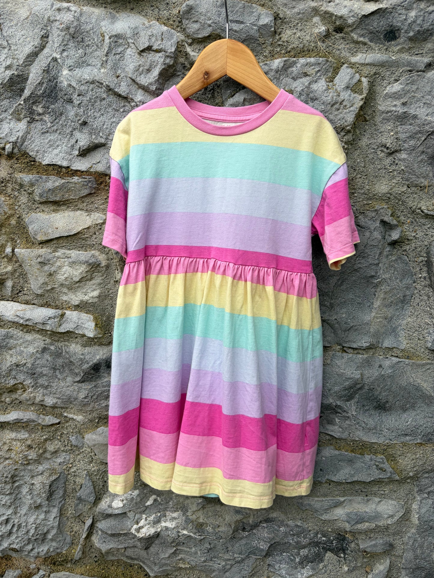 Colourful stripy dress  5-6y (110-116cm)