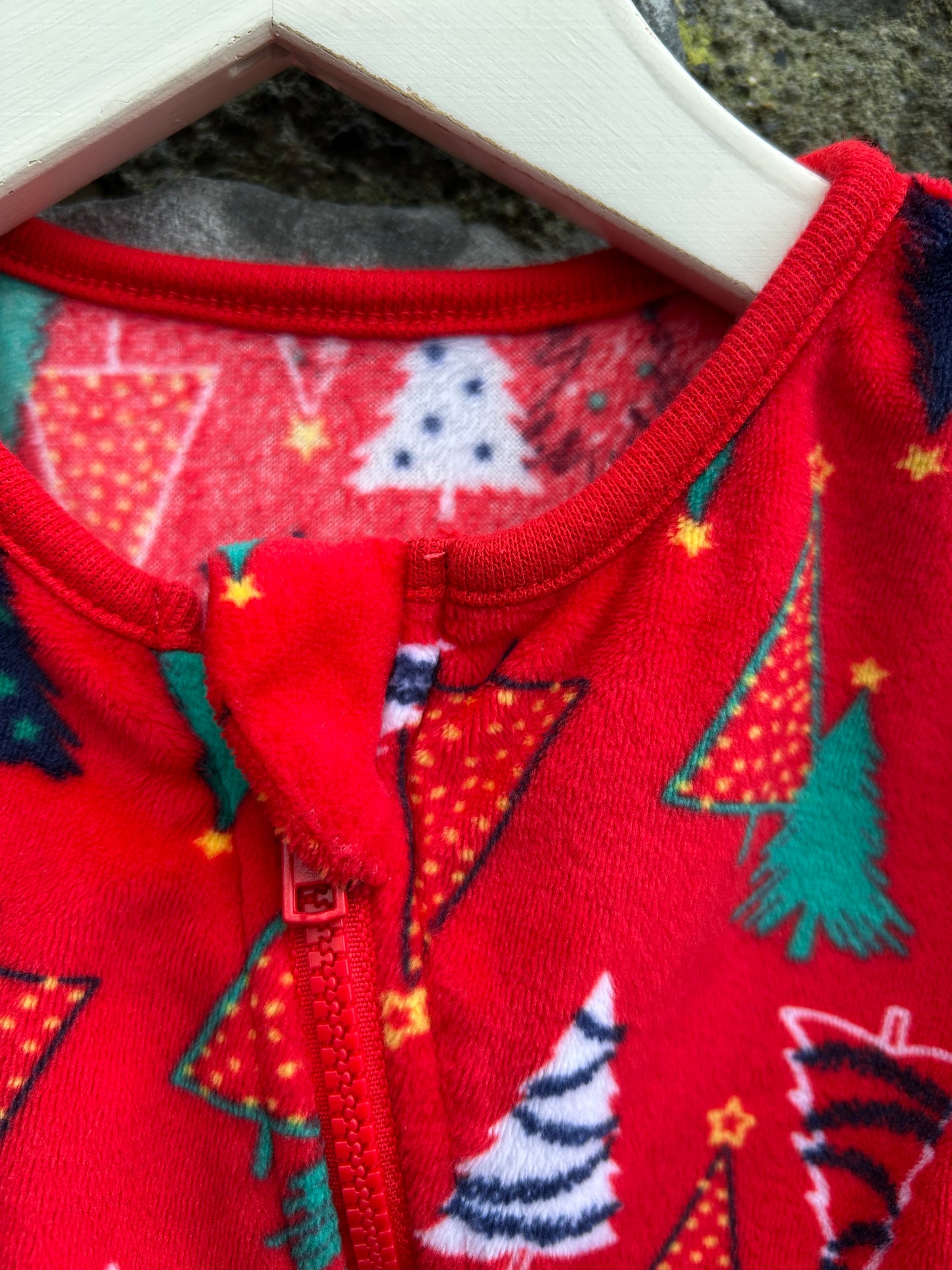 Christmas trees red fleece onesie 12-18m (80-86cm)