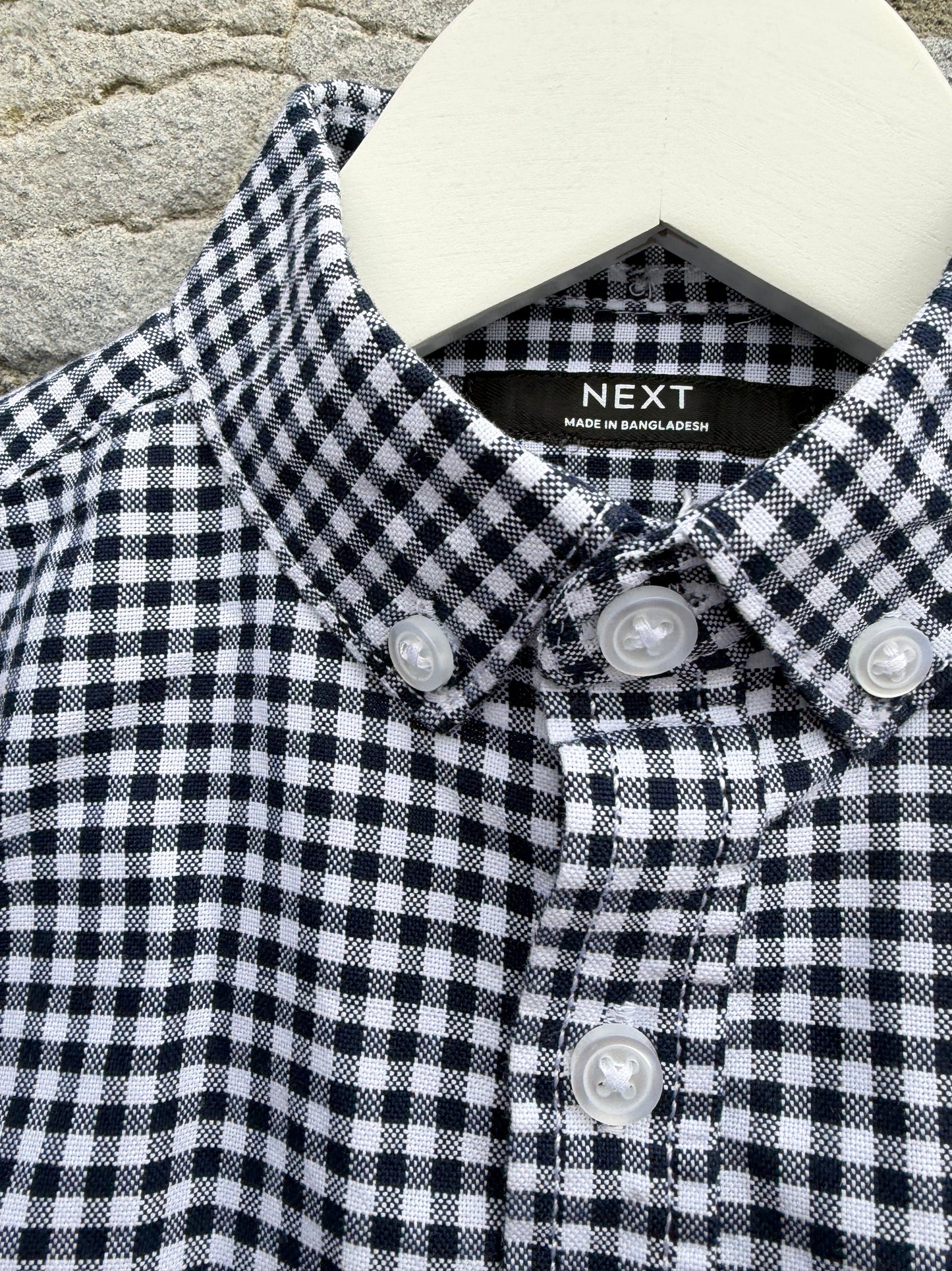 Black&white check shirt  7y (122cm)