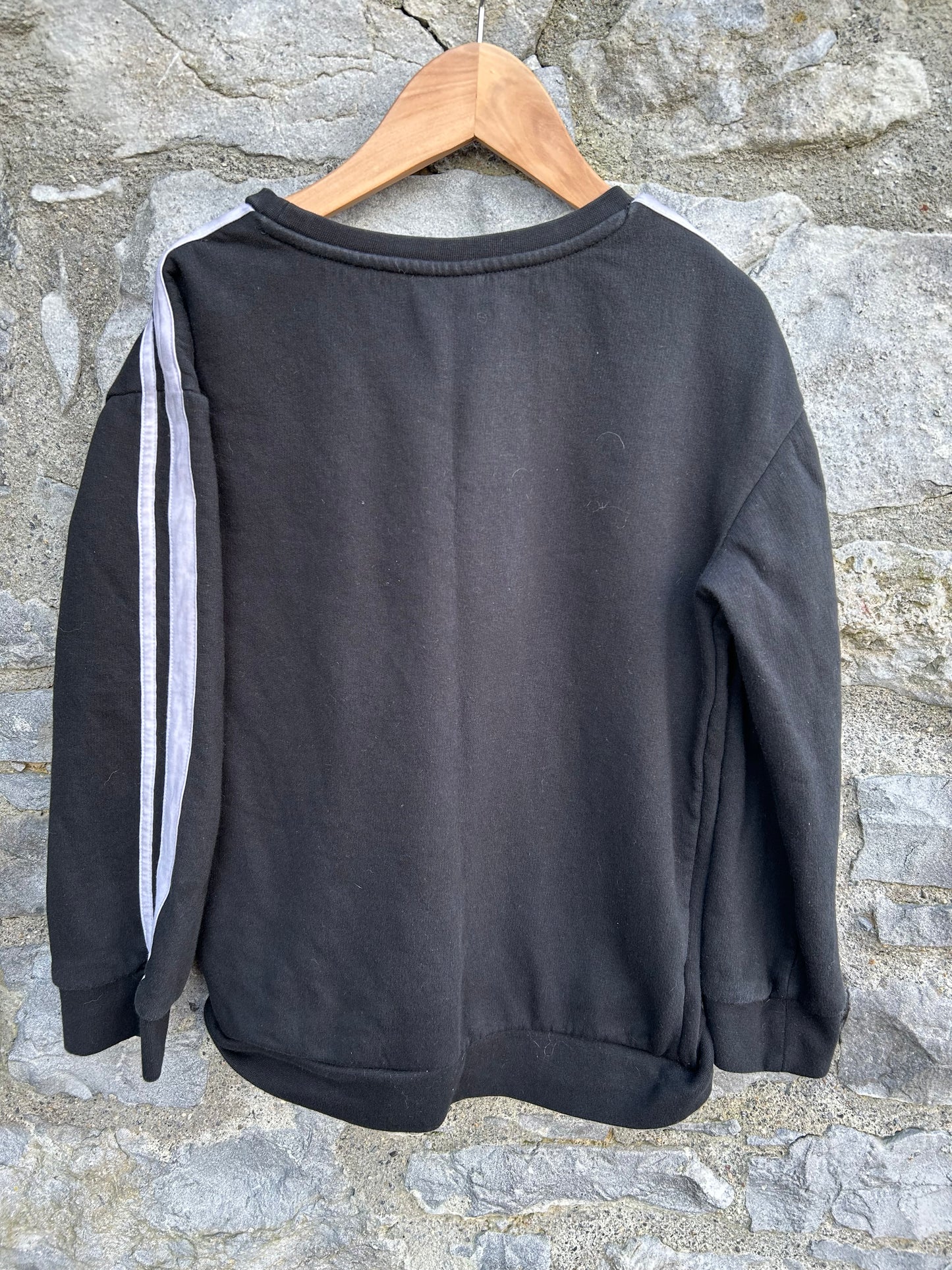 Black logo sweatshirt  11-12y (146-152cm)