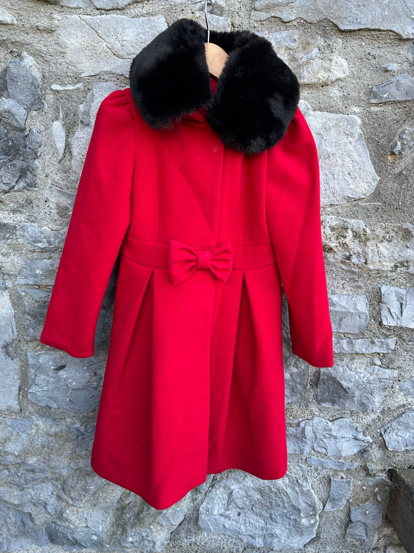 Red dress coat  6-7y (116-122cm)