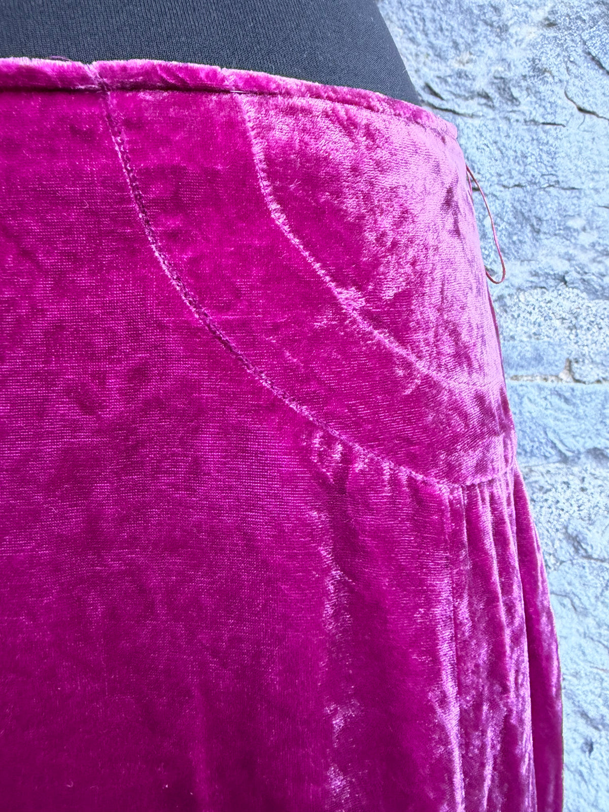 Y2K magenta velvet skirt uk 12