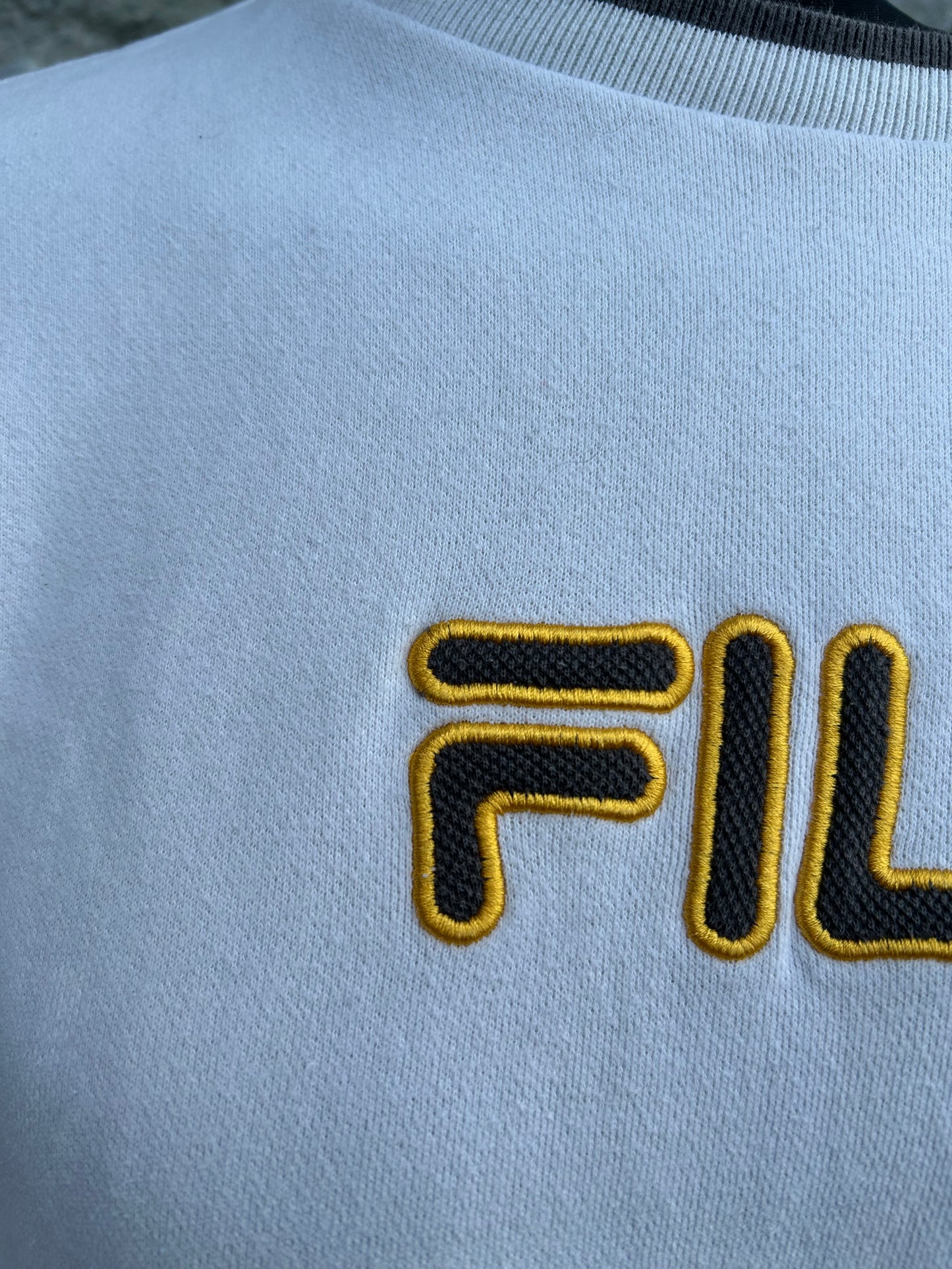 Y2K Fila off white sweatshirt  12-13y (152-158cm)