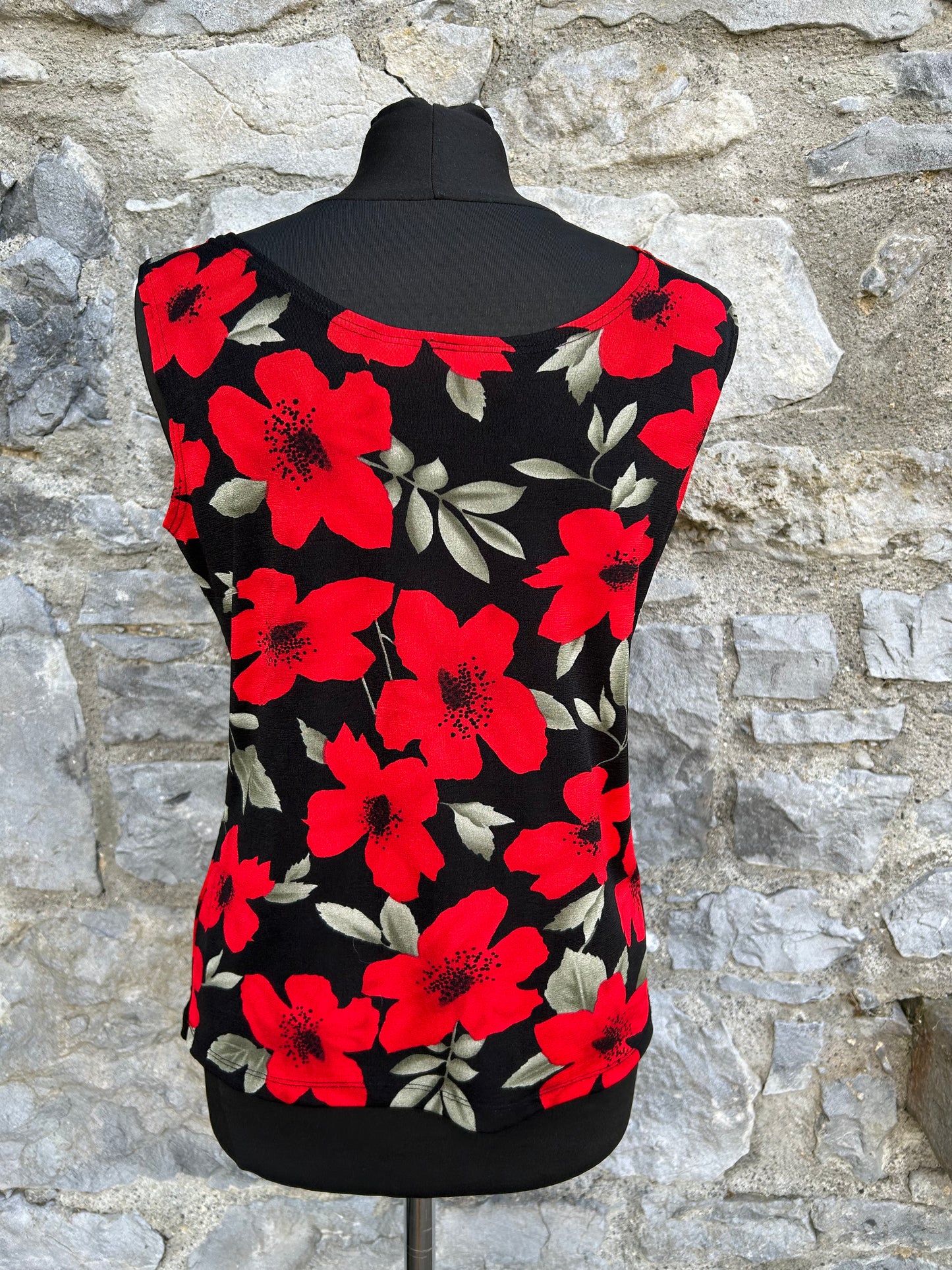 Y2K red flowers top uk 12