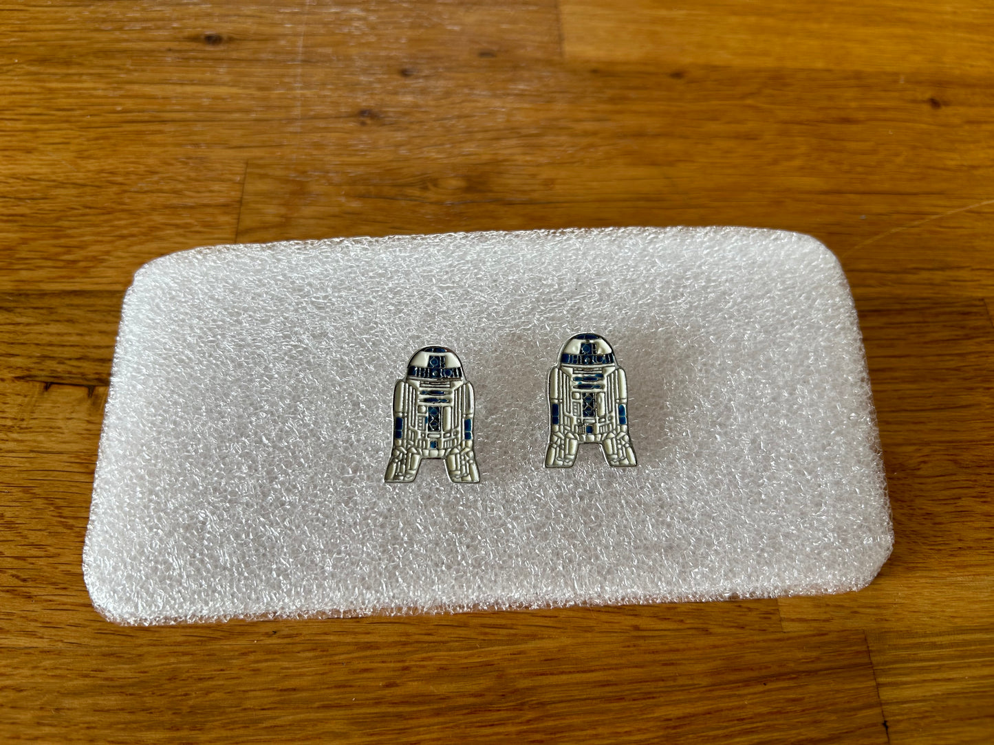 Blue R2D2 cufflinks