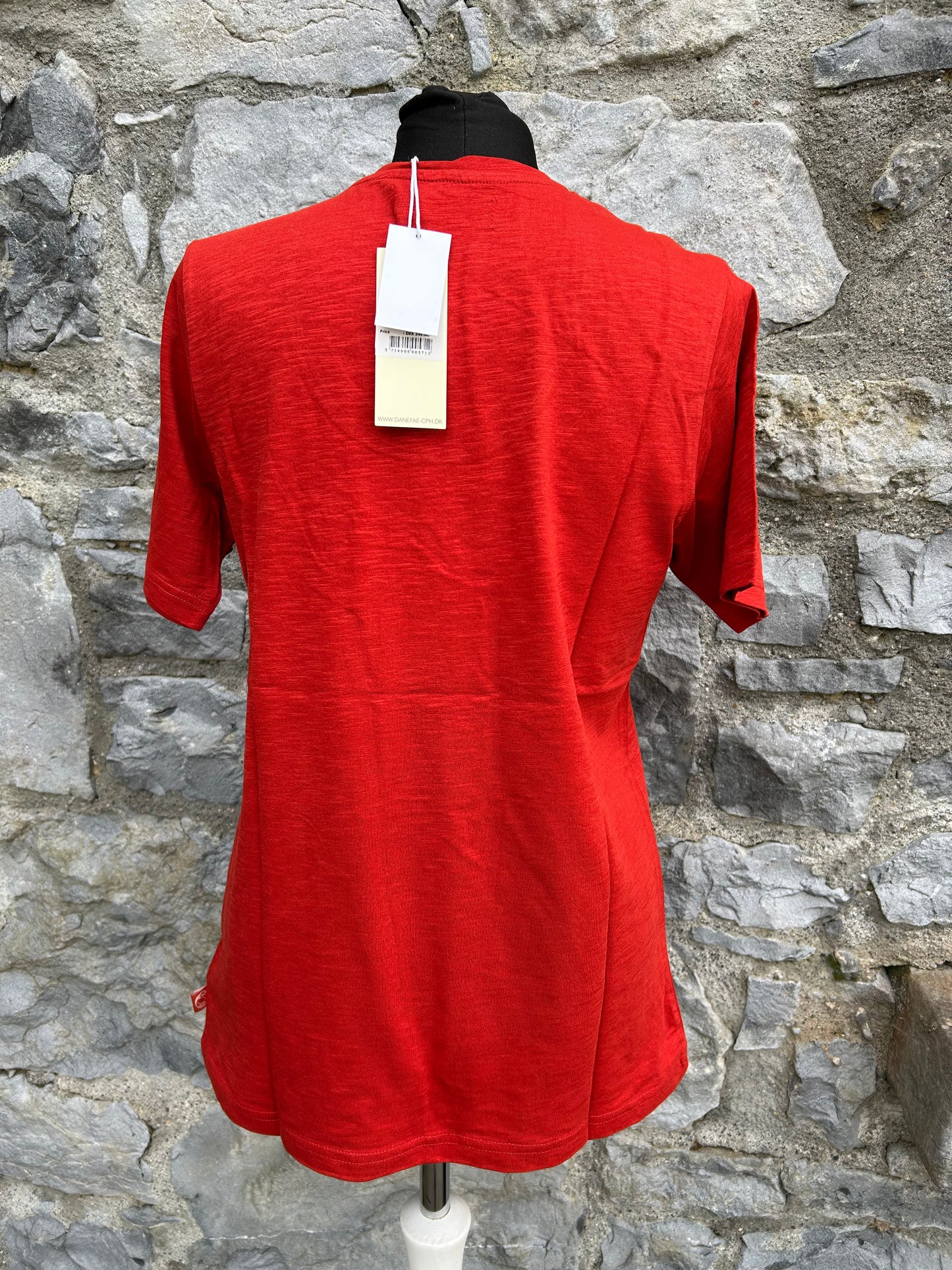 Red T-shirt uk 12