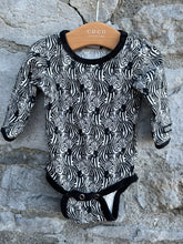 Load image into Gallery viewer, Black&amp;white zebra vest  0-1m (56cm)
