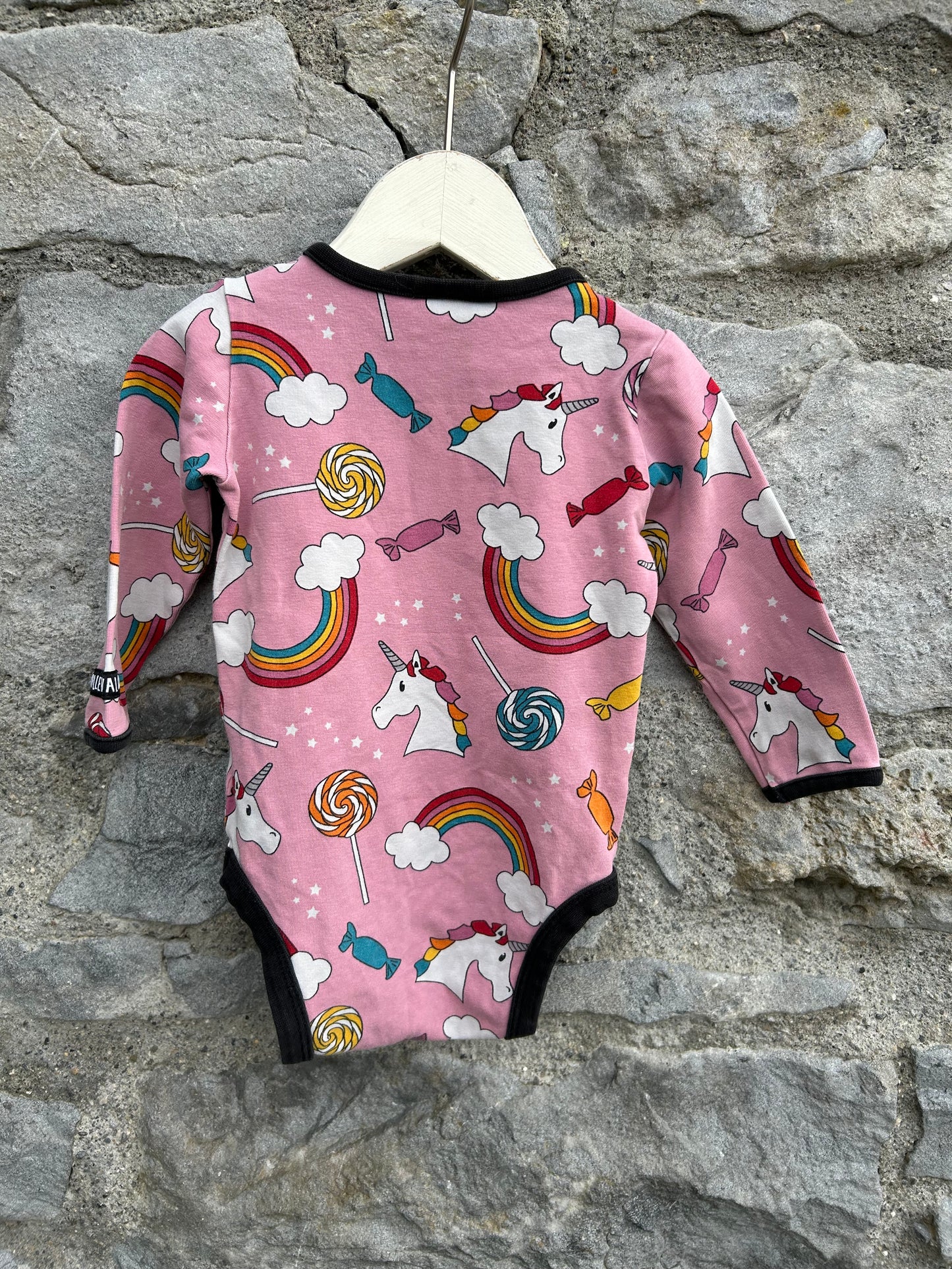 Unicorns&rainbows pink vest  3-6m (62-68cm)