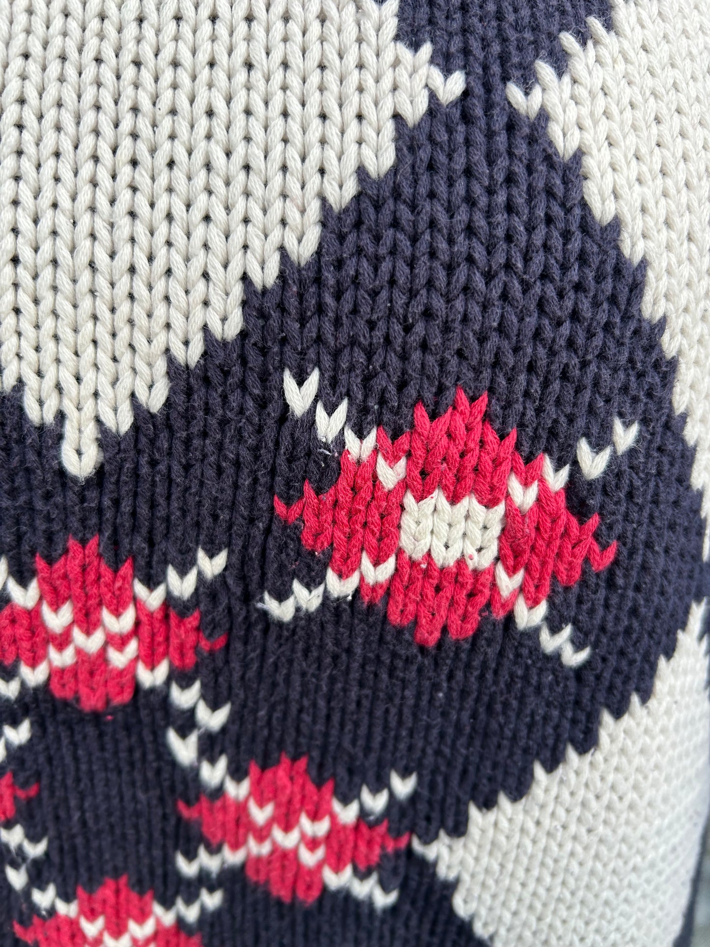 90s diamond navy jumper Large