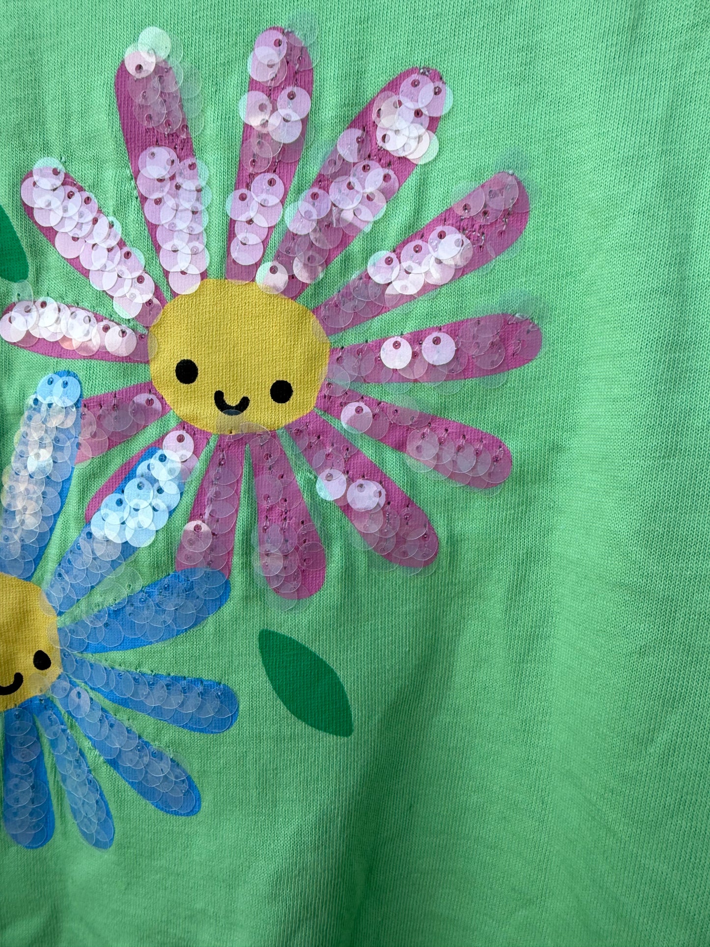 Floral green t-shirt 5-6y (110-116cm)