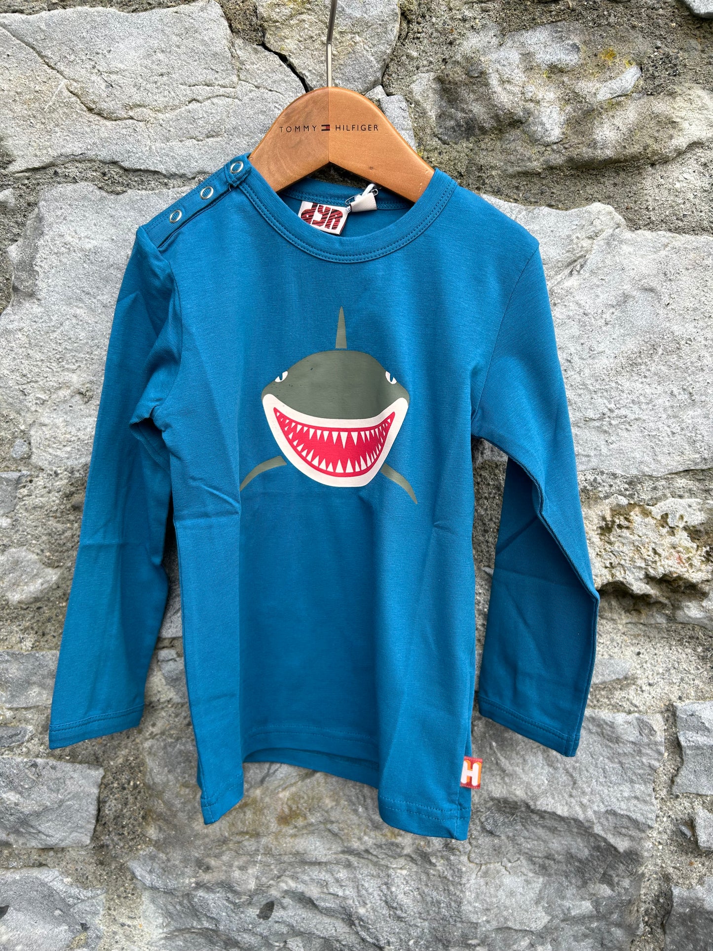 Shark blue top  2-3y (92-98cm)