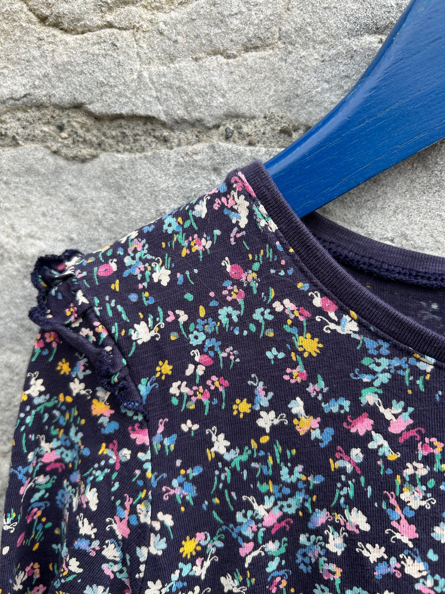 Tiny flowers navy dress  5-6y (110-116cm)
