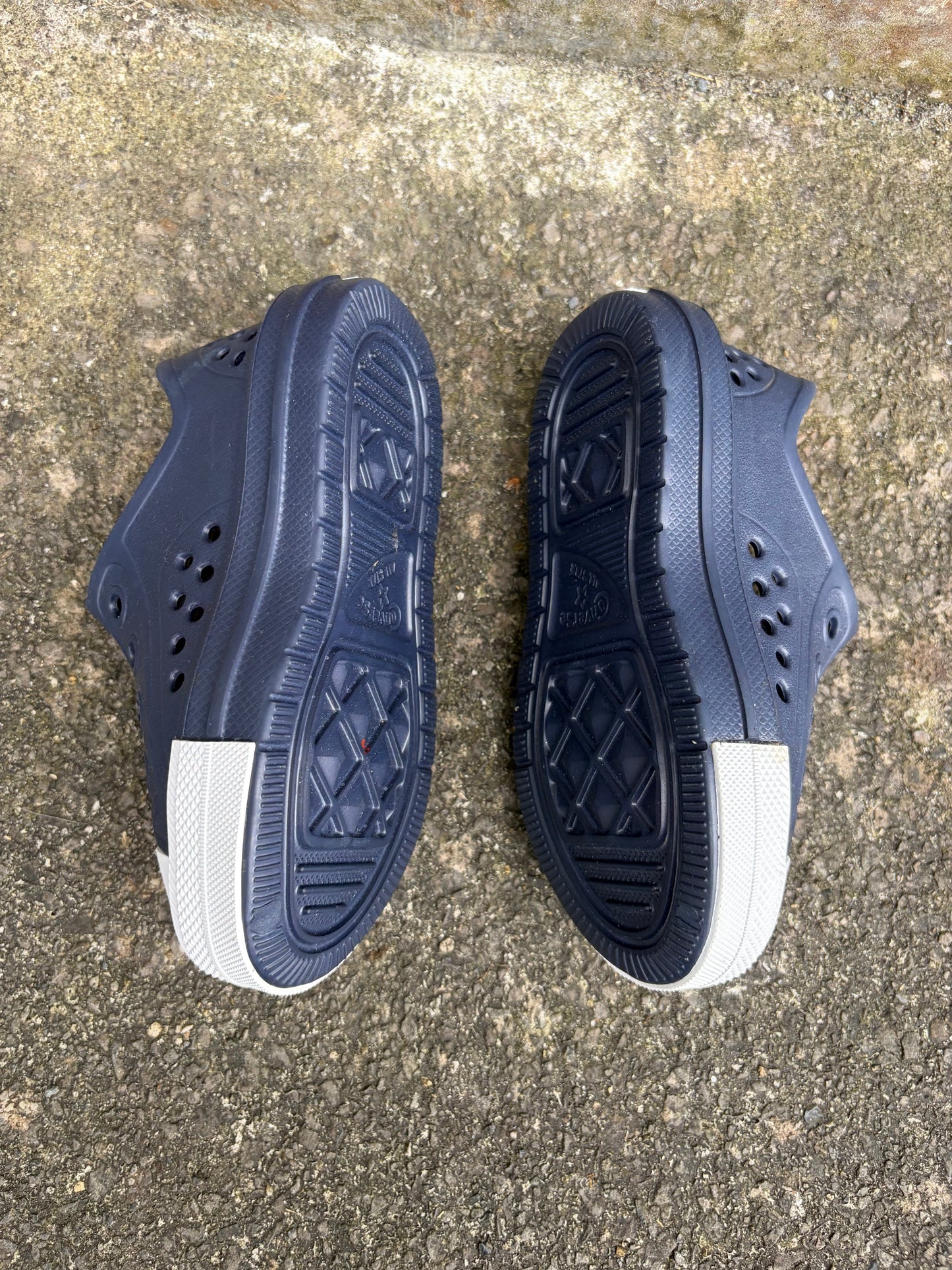 Chuck Taylor all star play lite cx shoes  uk 7.5 (eu 25)
