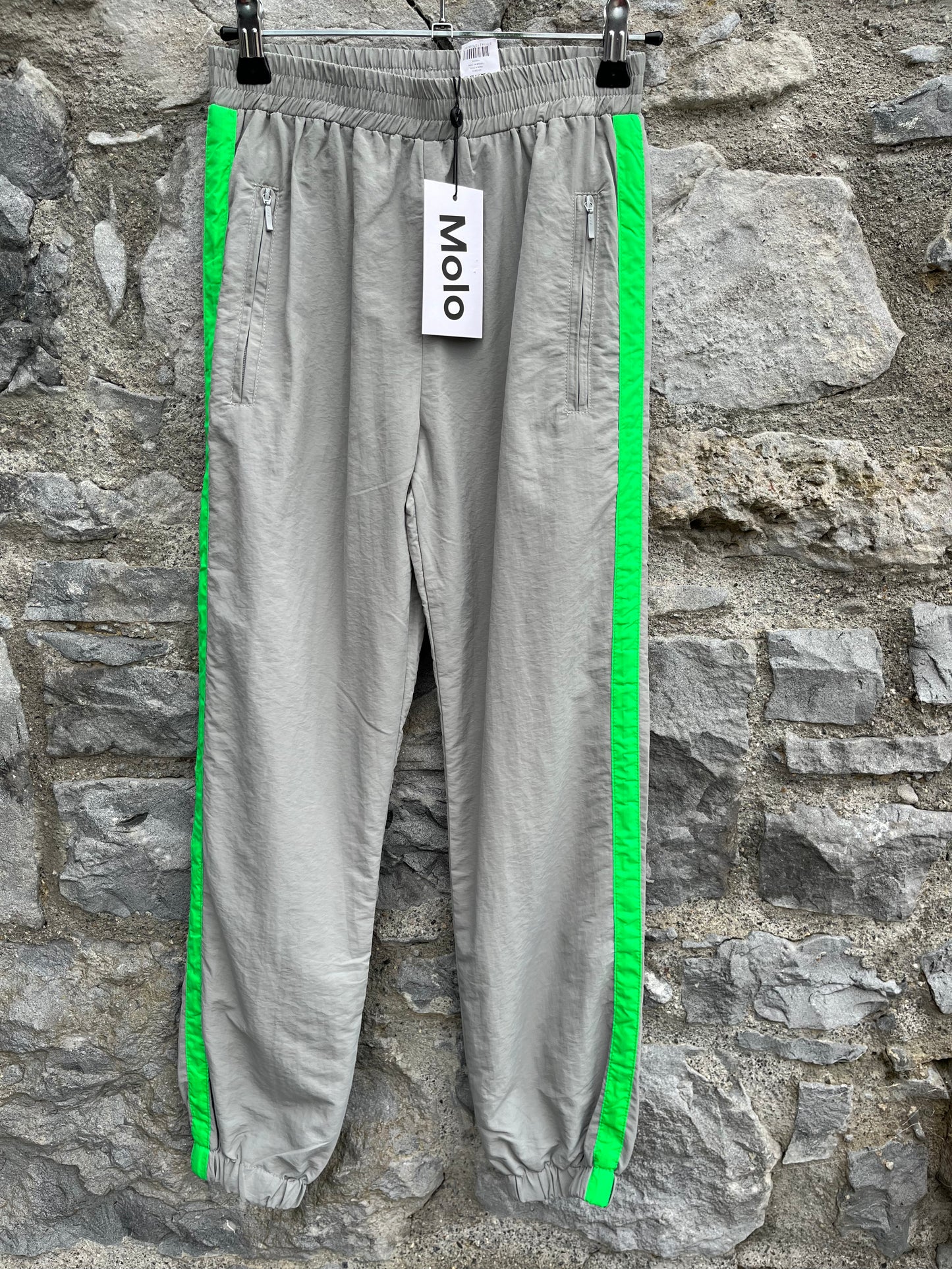 Grey tracksuit bottoms  10y (140cm)