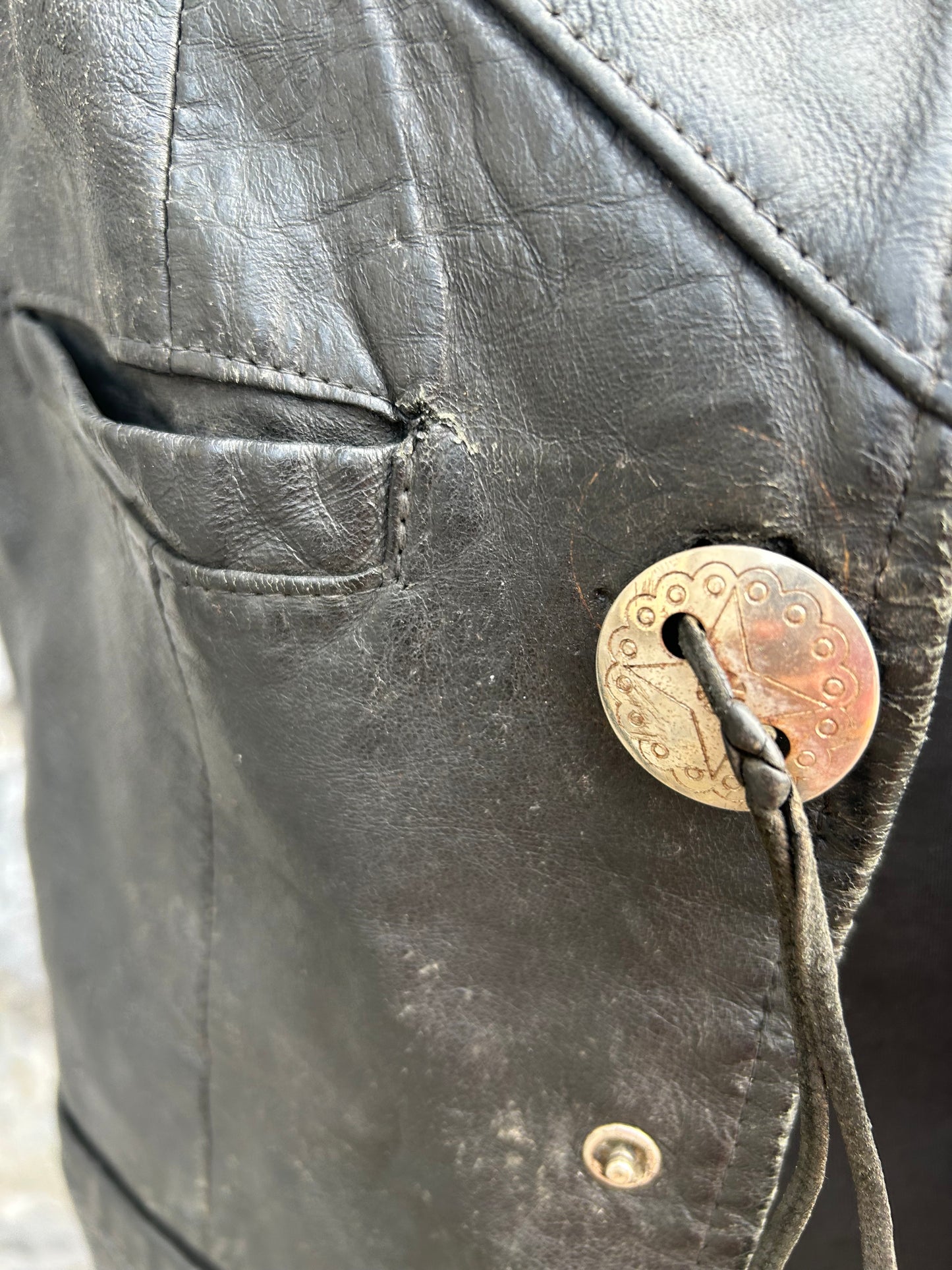 90s black leather gilet Medium