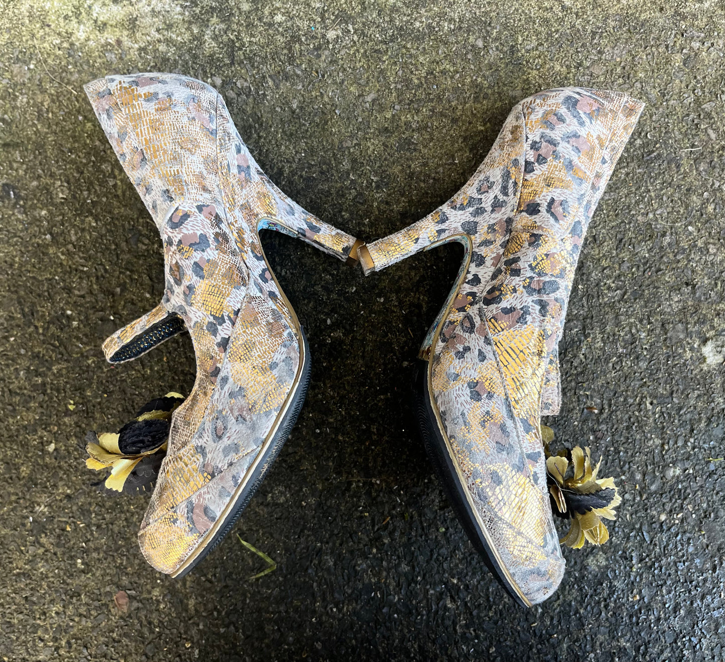 Gold leopard print heels  5.5 (eu 38.5)