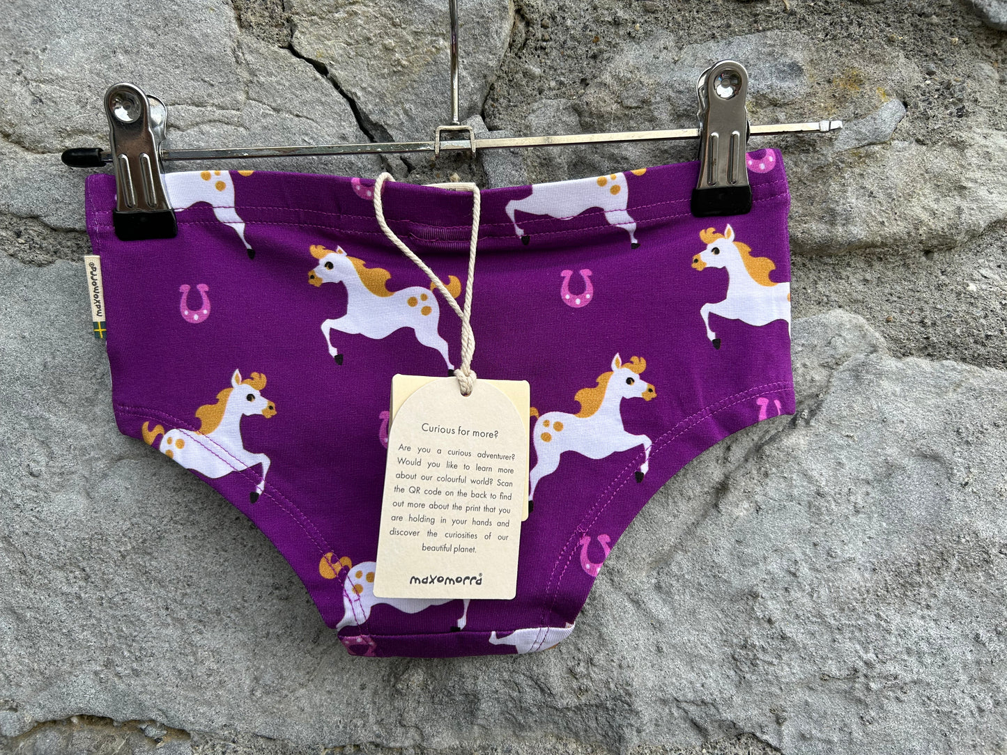 Horses purple briefs  5-6y (110-116cm)