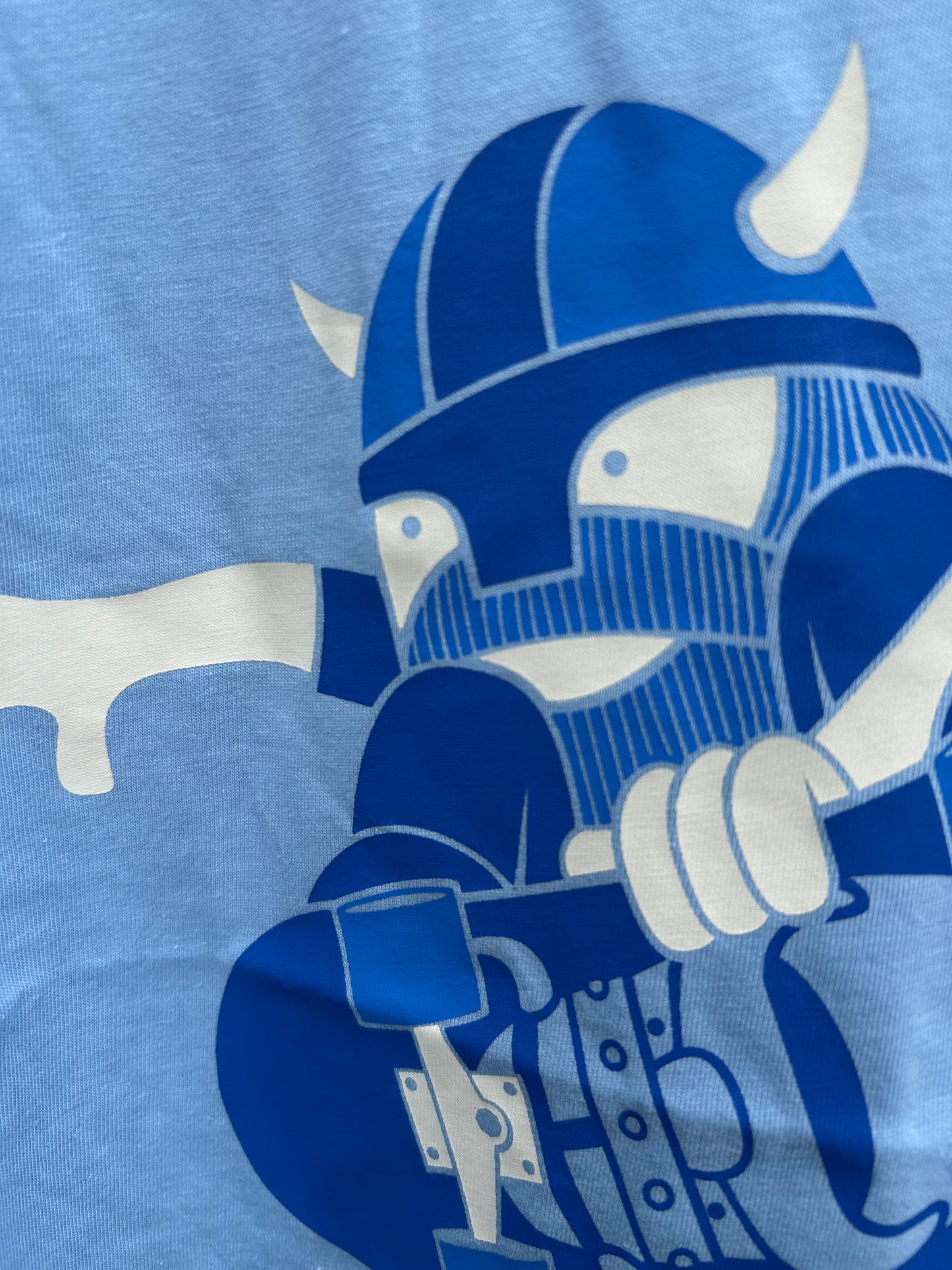 Skating Viking blue T-shirt 4y (104cm)
