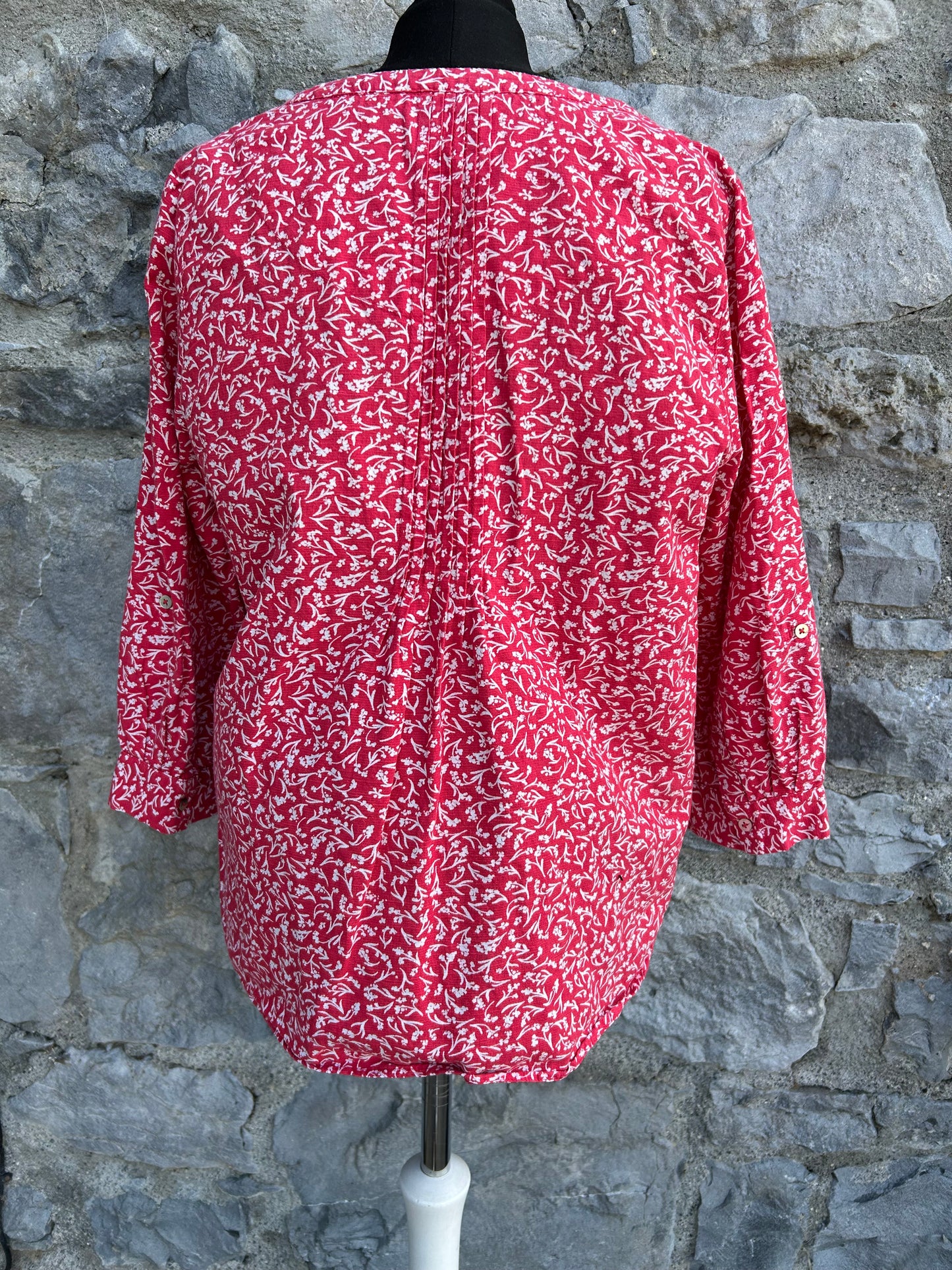 Red flower blouse uk 10