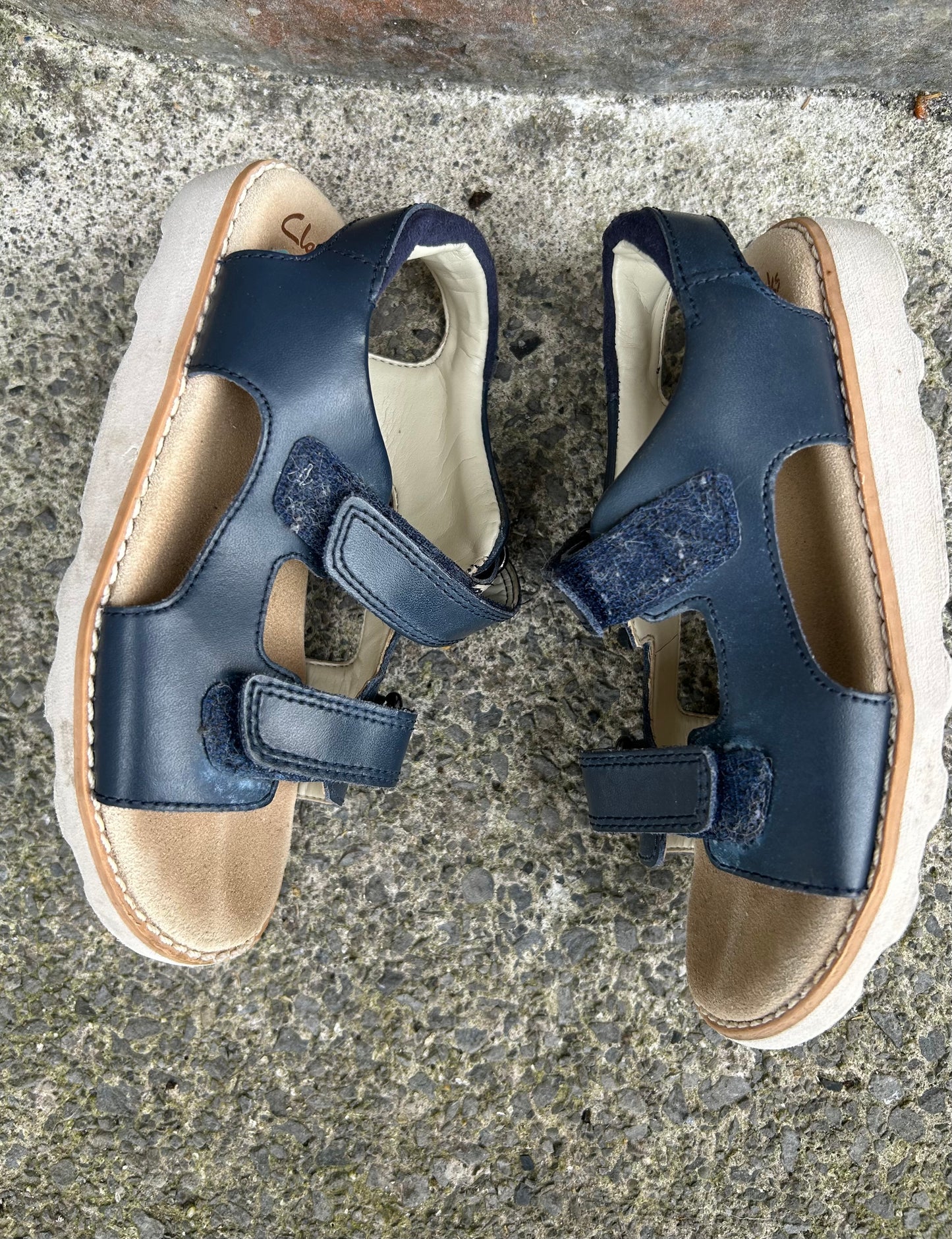 Navy sandals  uk 10.5G (eu 28.5)