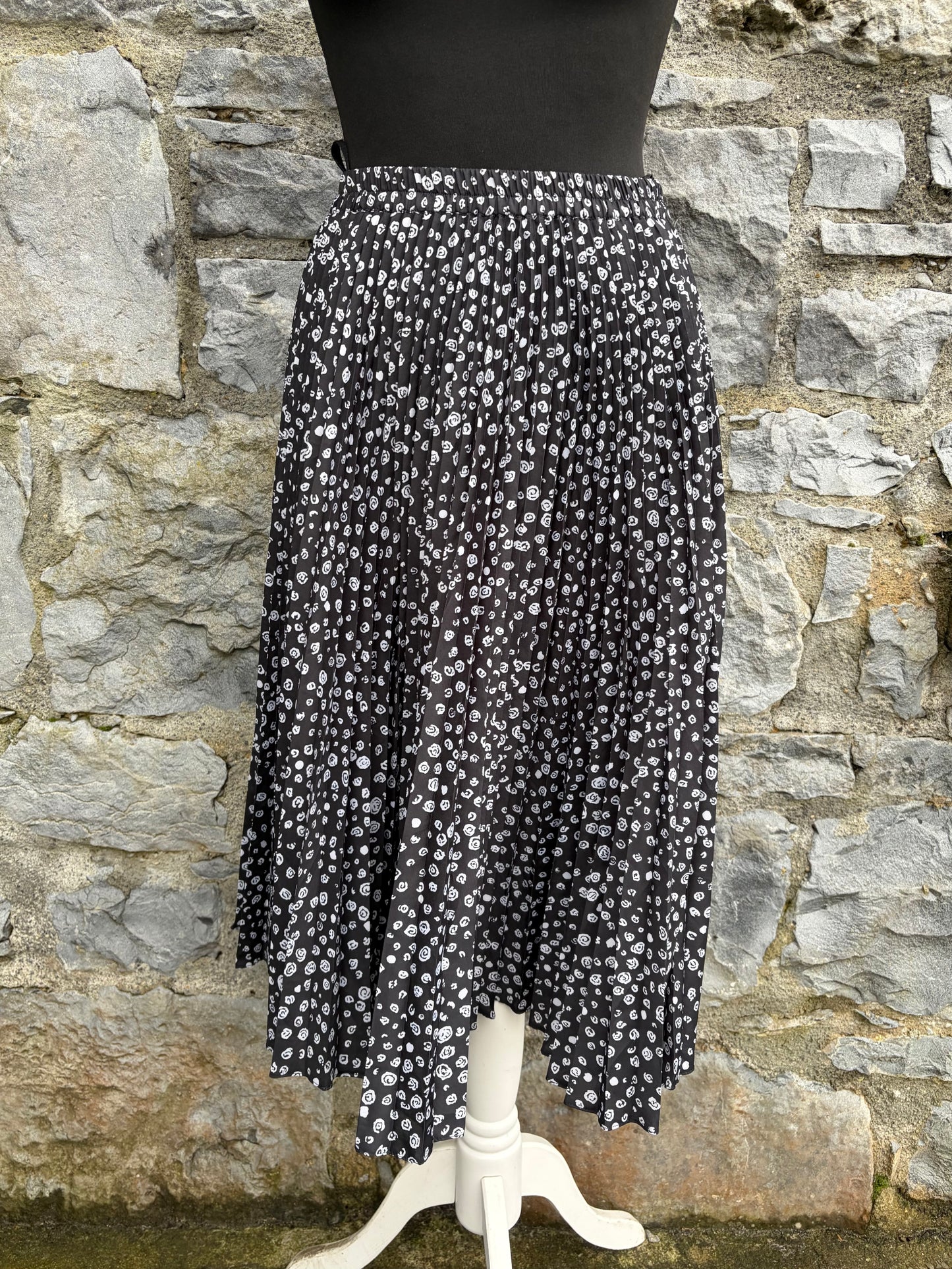 90s black spirals pleated skirt uk 6-8