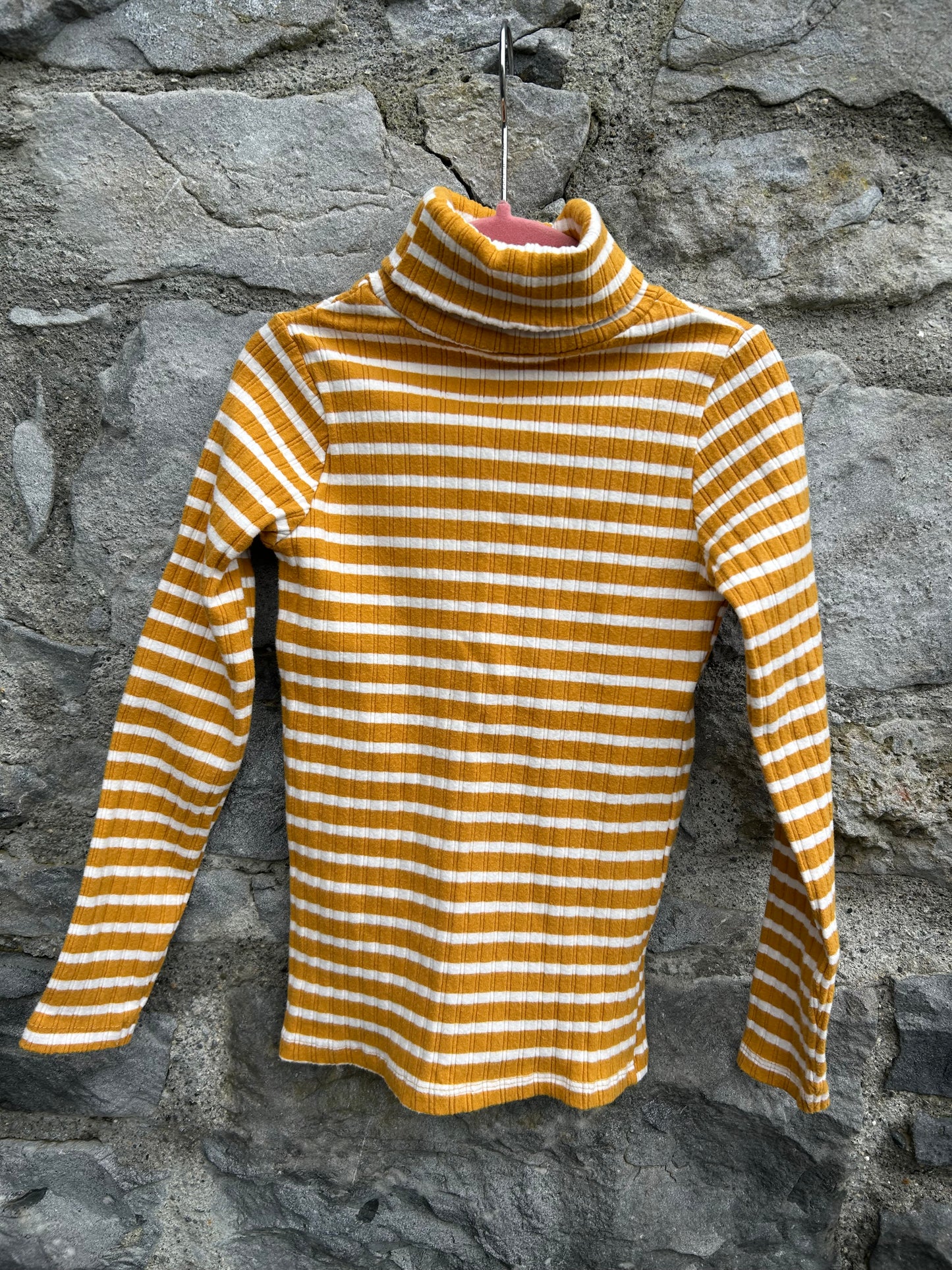 Mustard stripy turtle neck  6-7y (116-122cm)