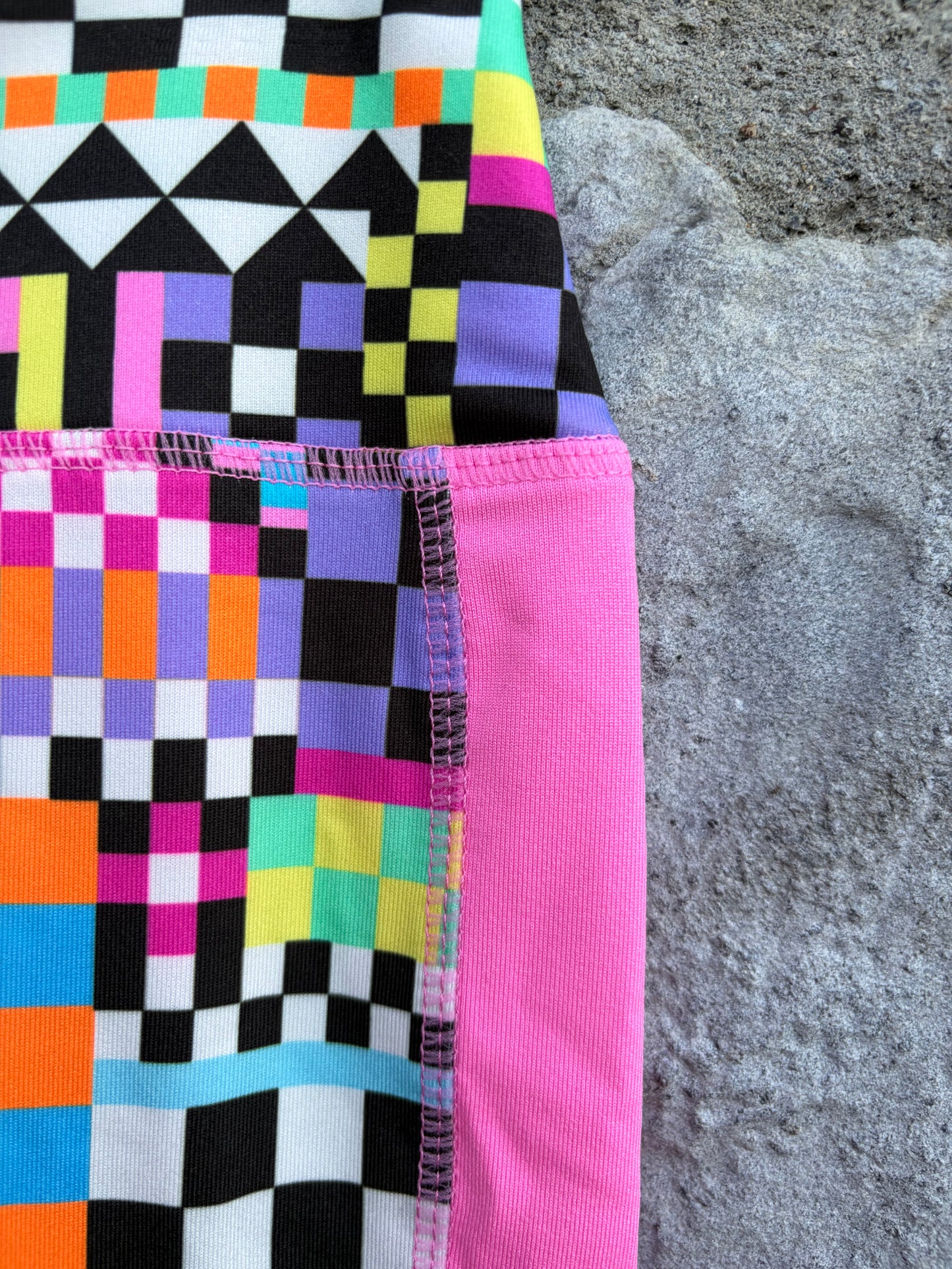 Colourful Check pink leggings 11-12y (146-152cm)