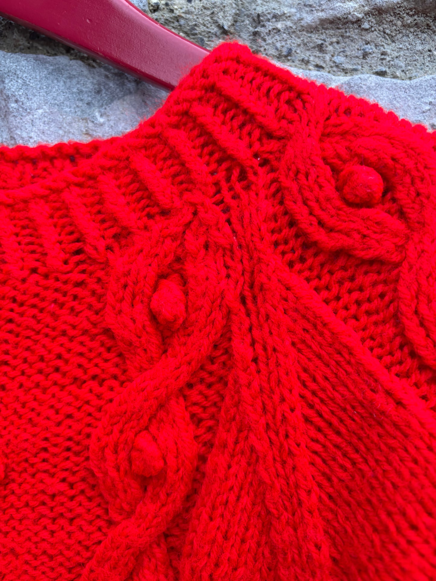 Red handmade jumper 10-11y (140-146cm)