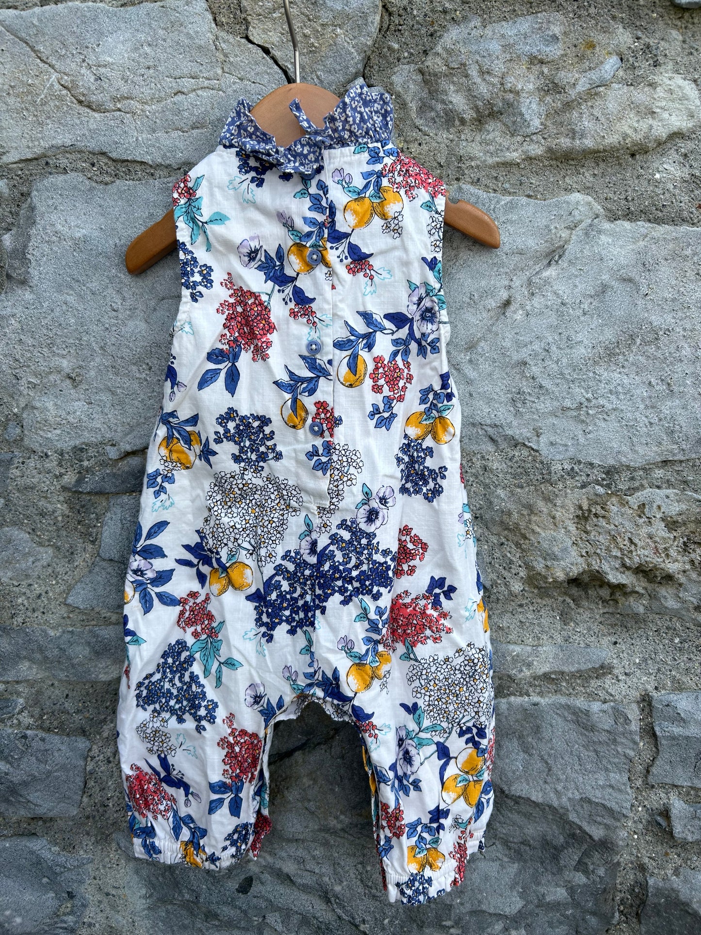 Floral jumpsuit  3-6m (62-68cm)